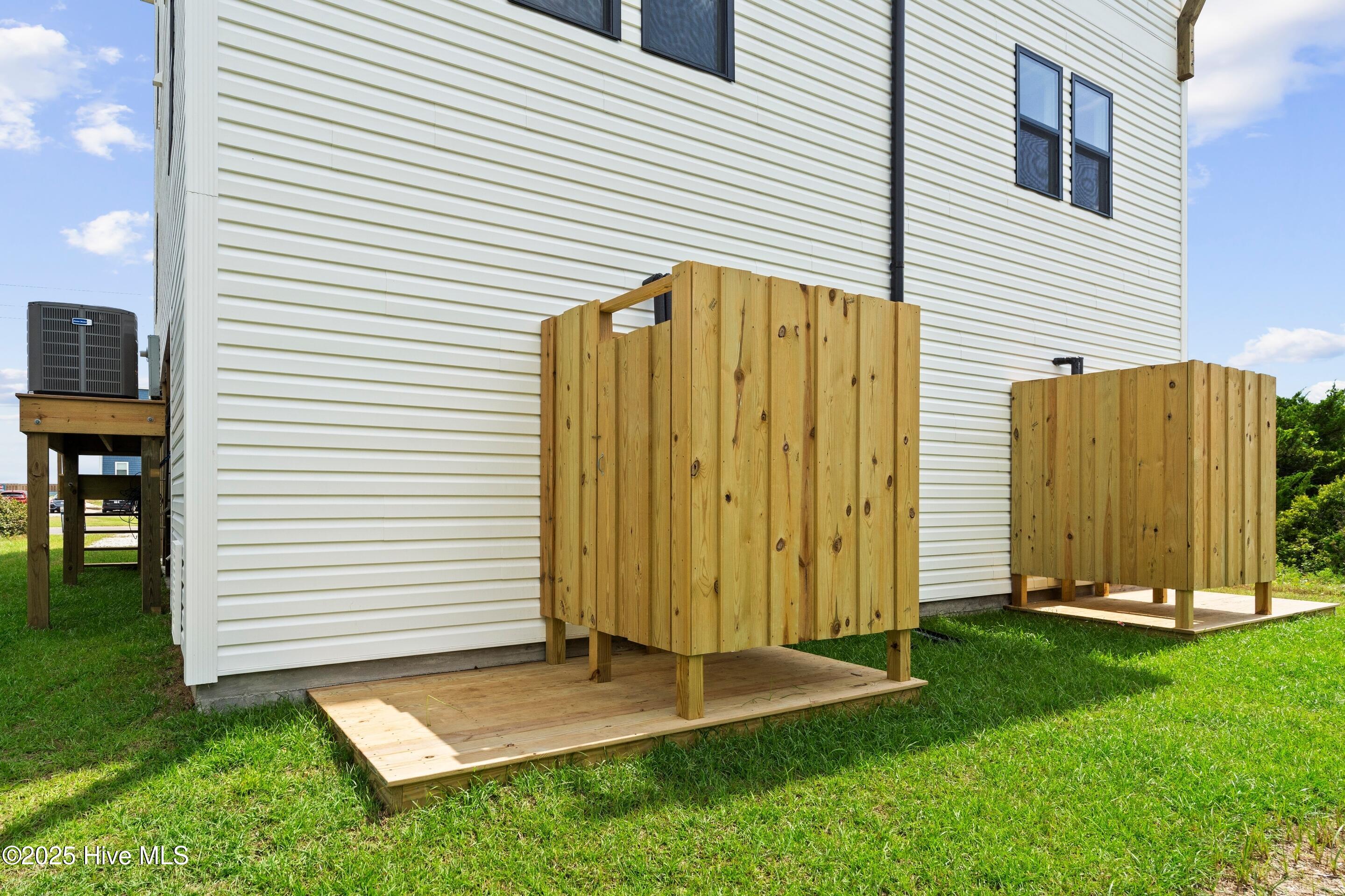 100478479 | Photo 40