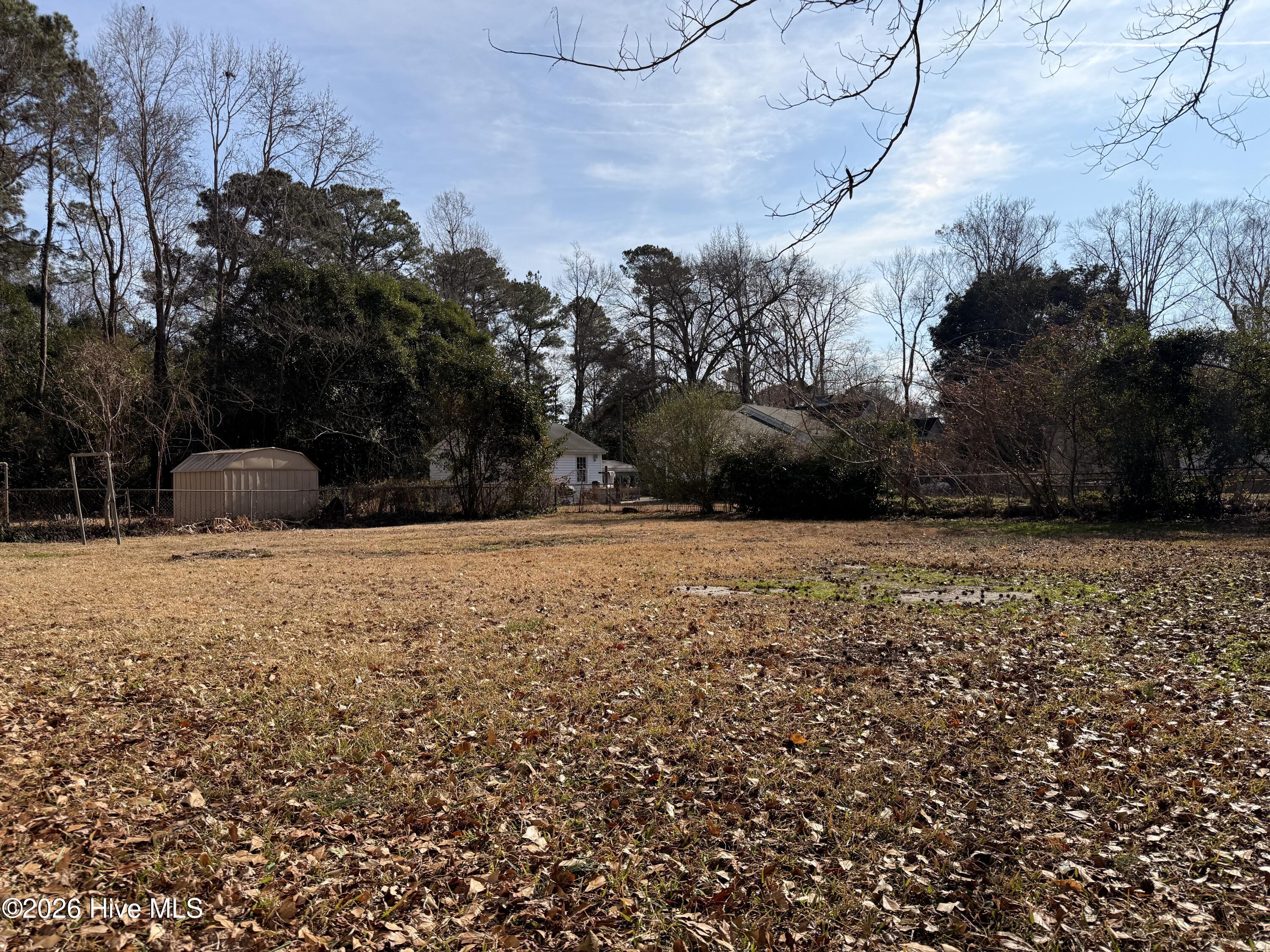 100548164 | Photo 43