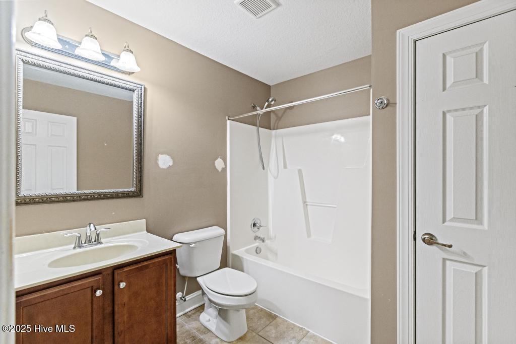 100532537 | Photo 27