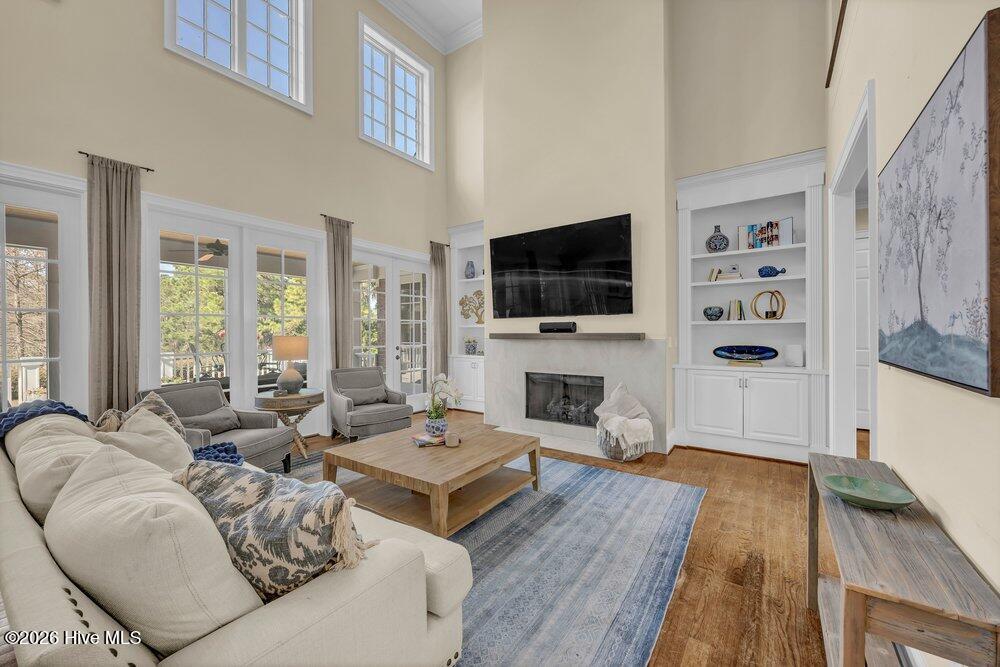 100558006 | Photo 21