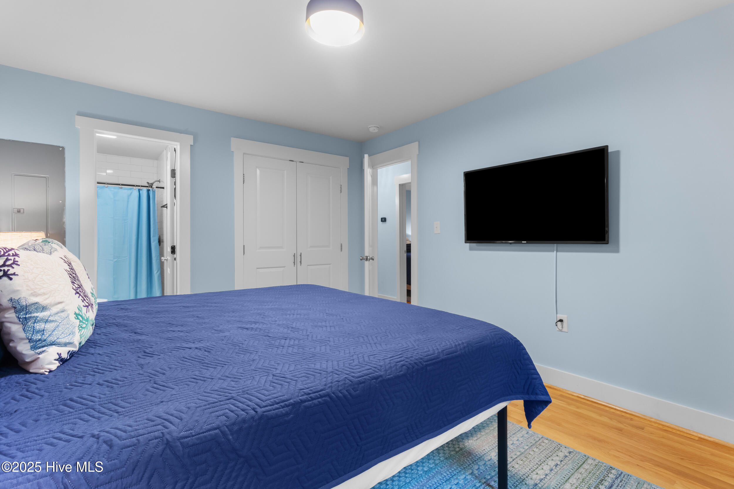 100557654 | Photo 29