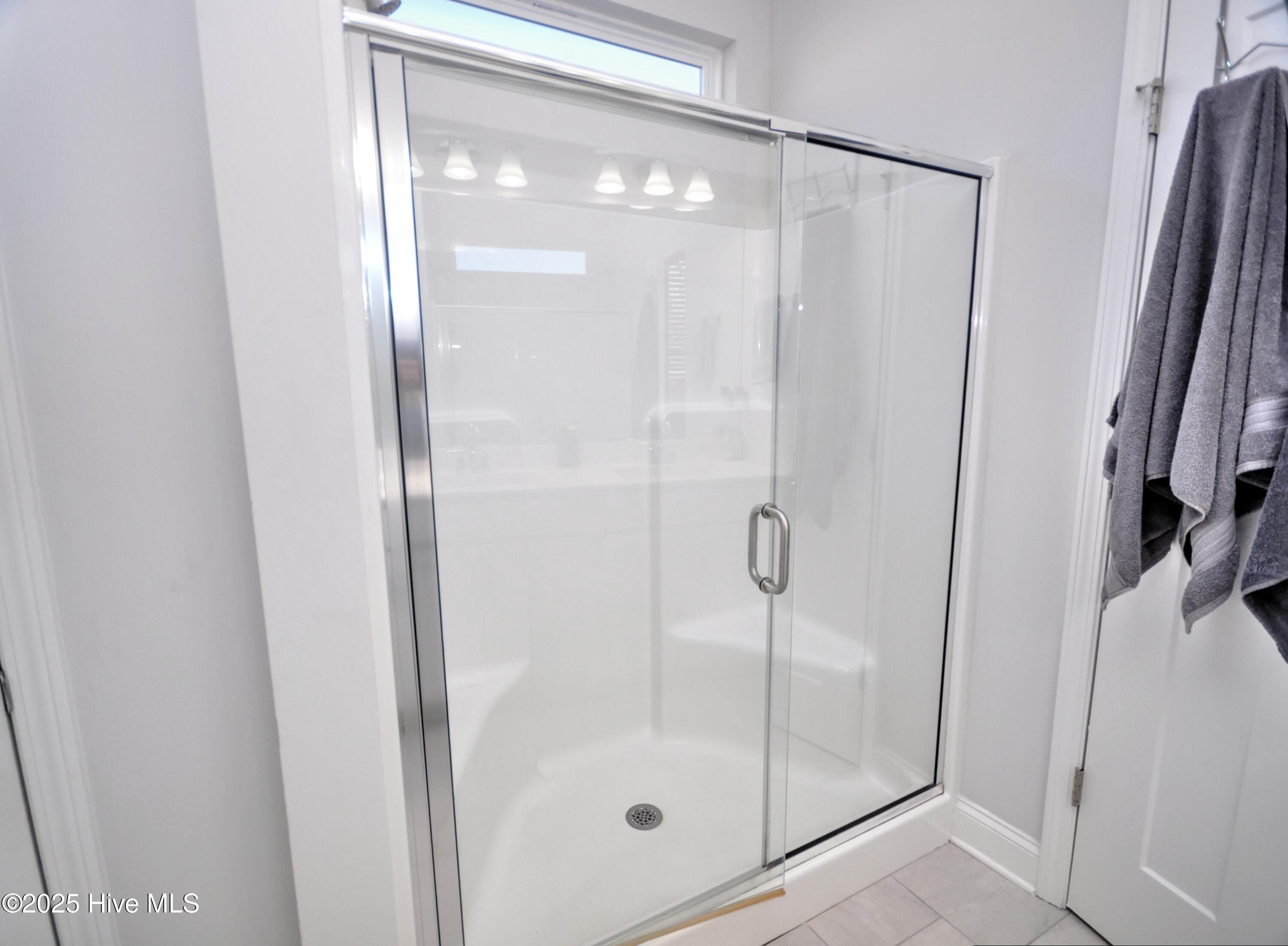 100541962 | Photo 26