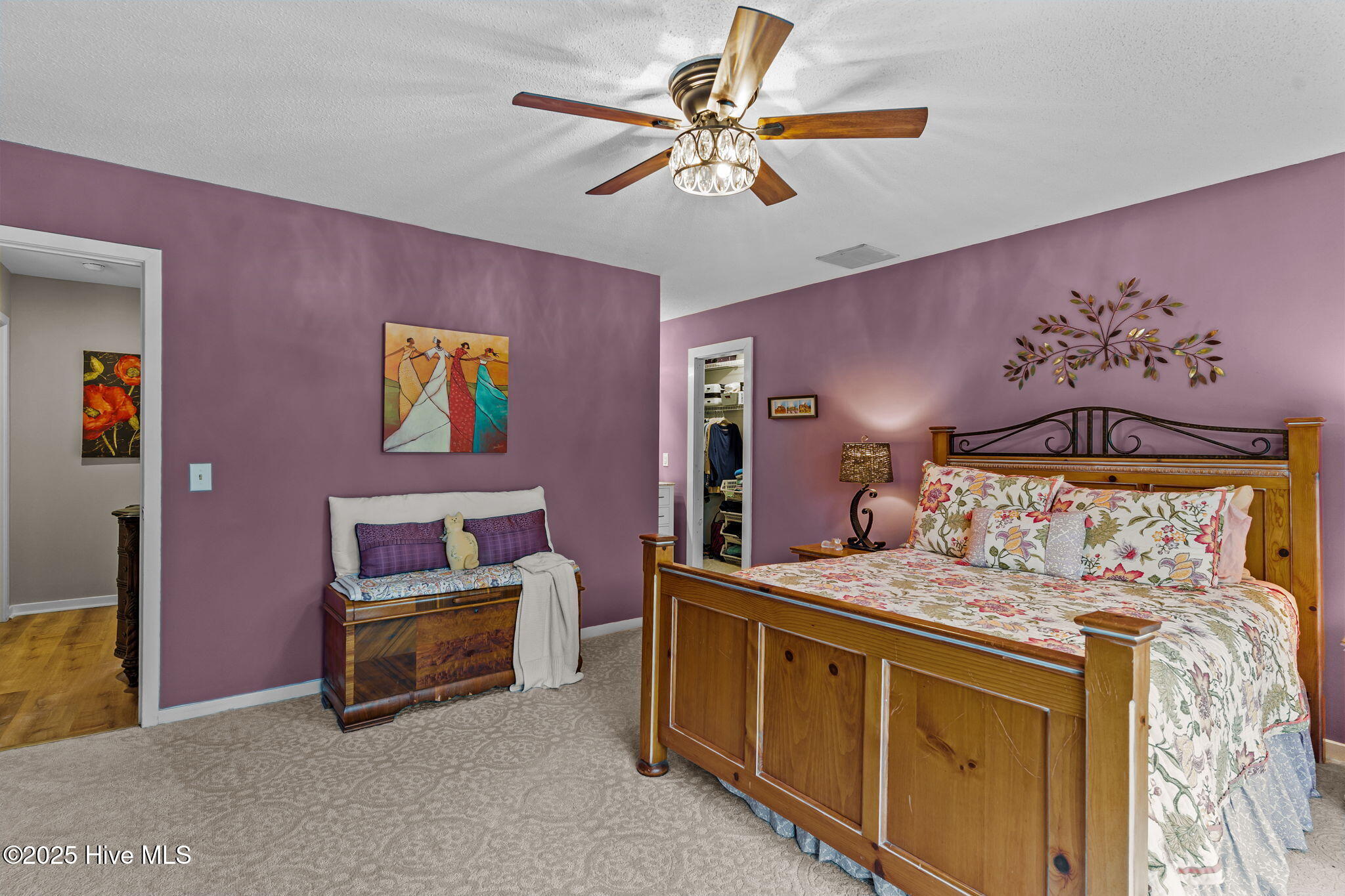 100545533 | Photo 21