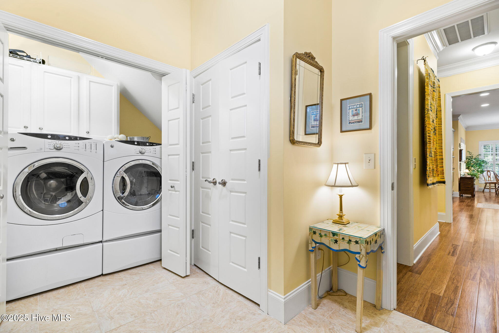 100508421 | Photo 58