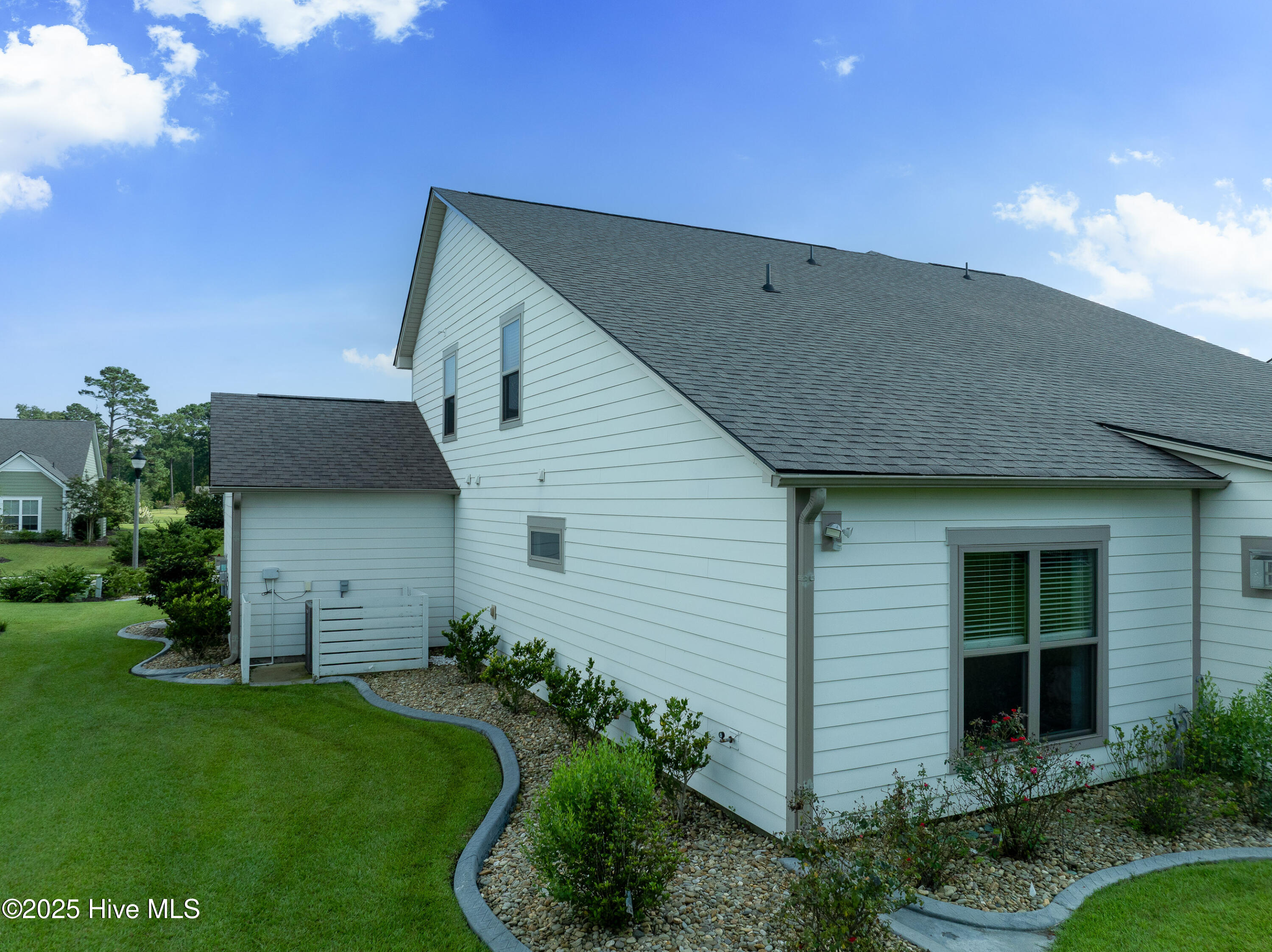 100526662 | Photo 59