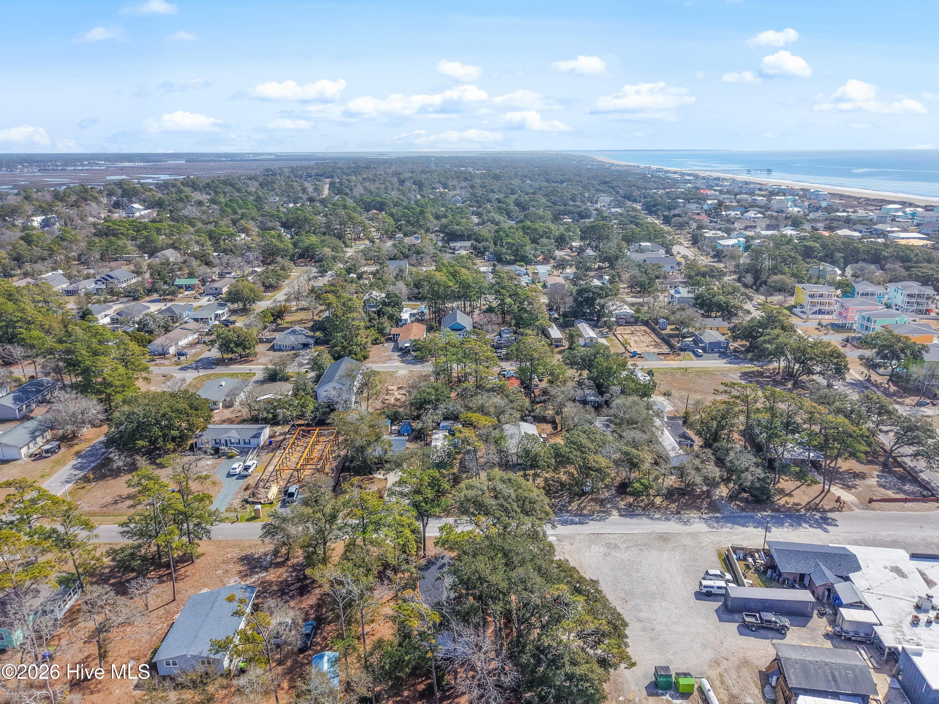 100561306 | Photo 37