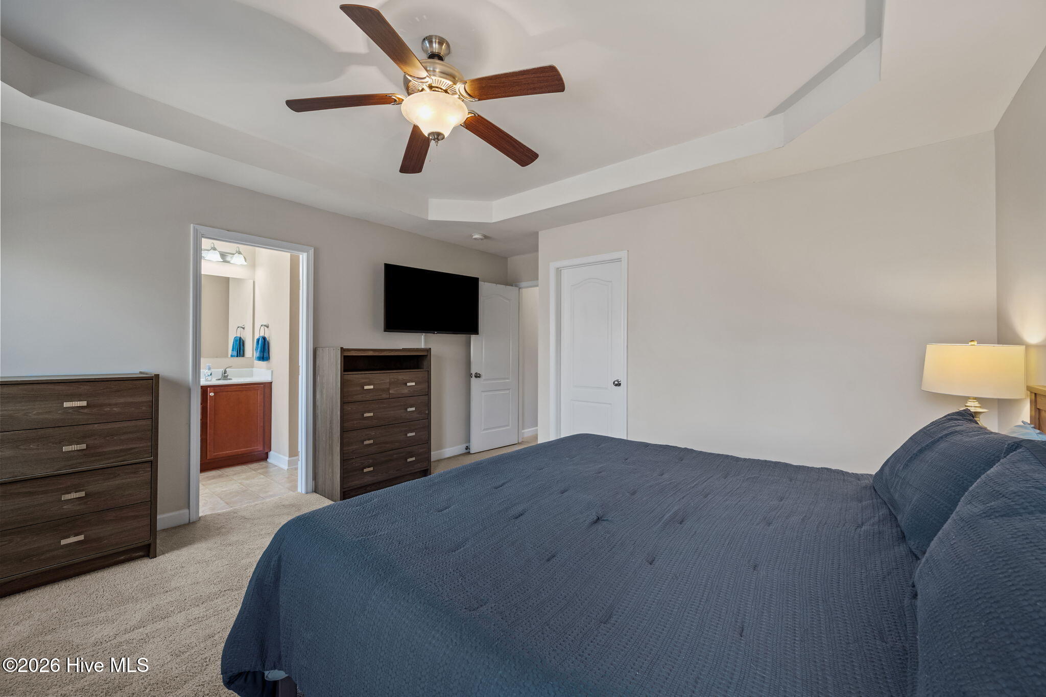 100552889 | Photo 19