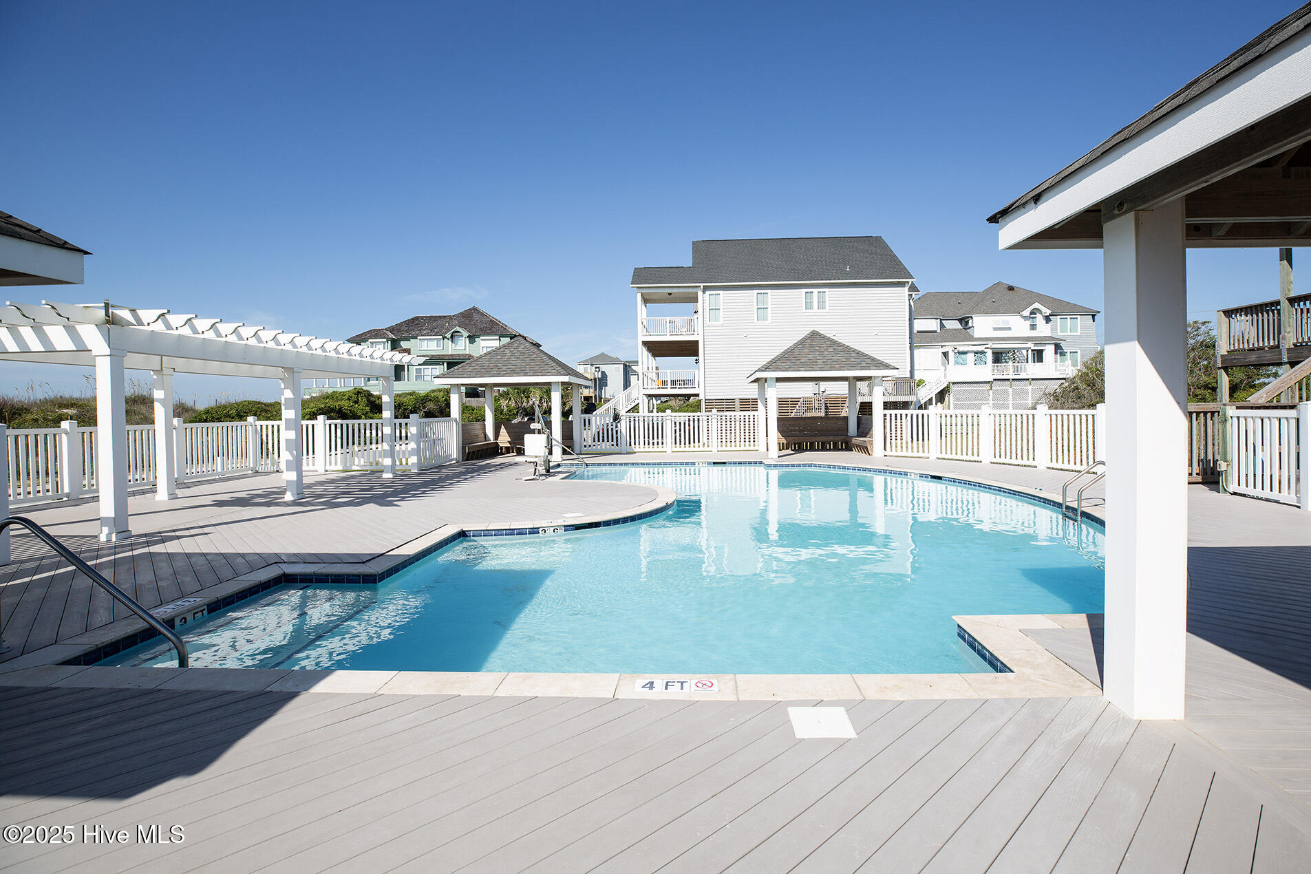 100520900 | Photo 21