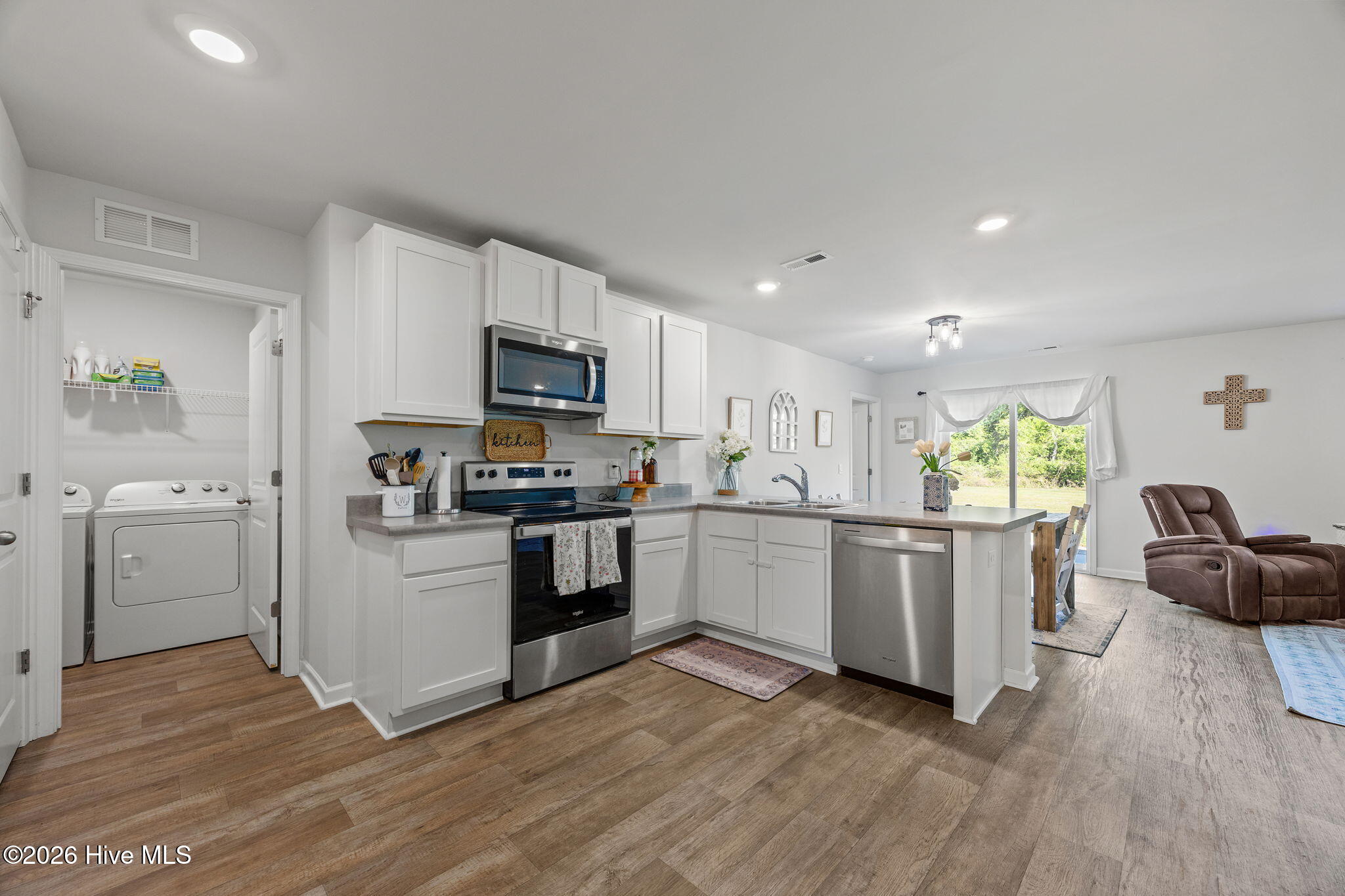 144 Bur Oaks Boulevard,Newport