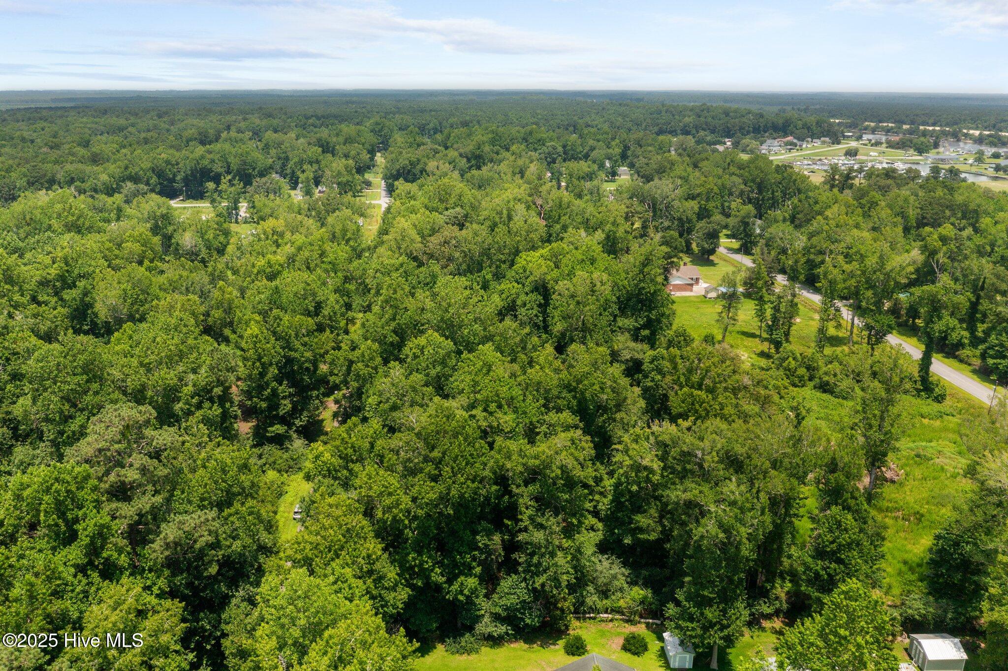 108 Tradewinds Road, Newport, NC, 28570