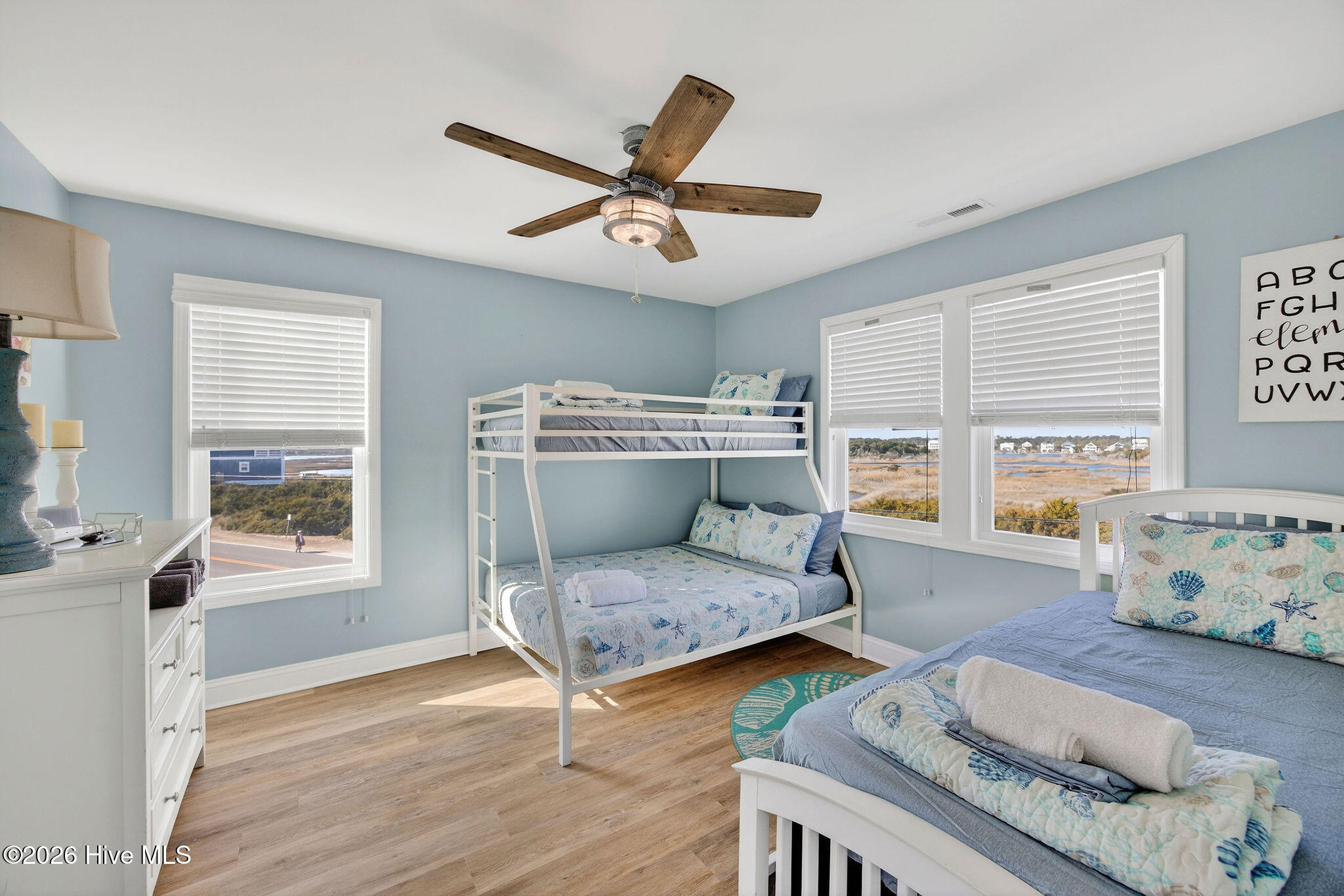 100552371 | Photo 17