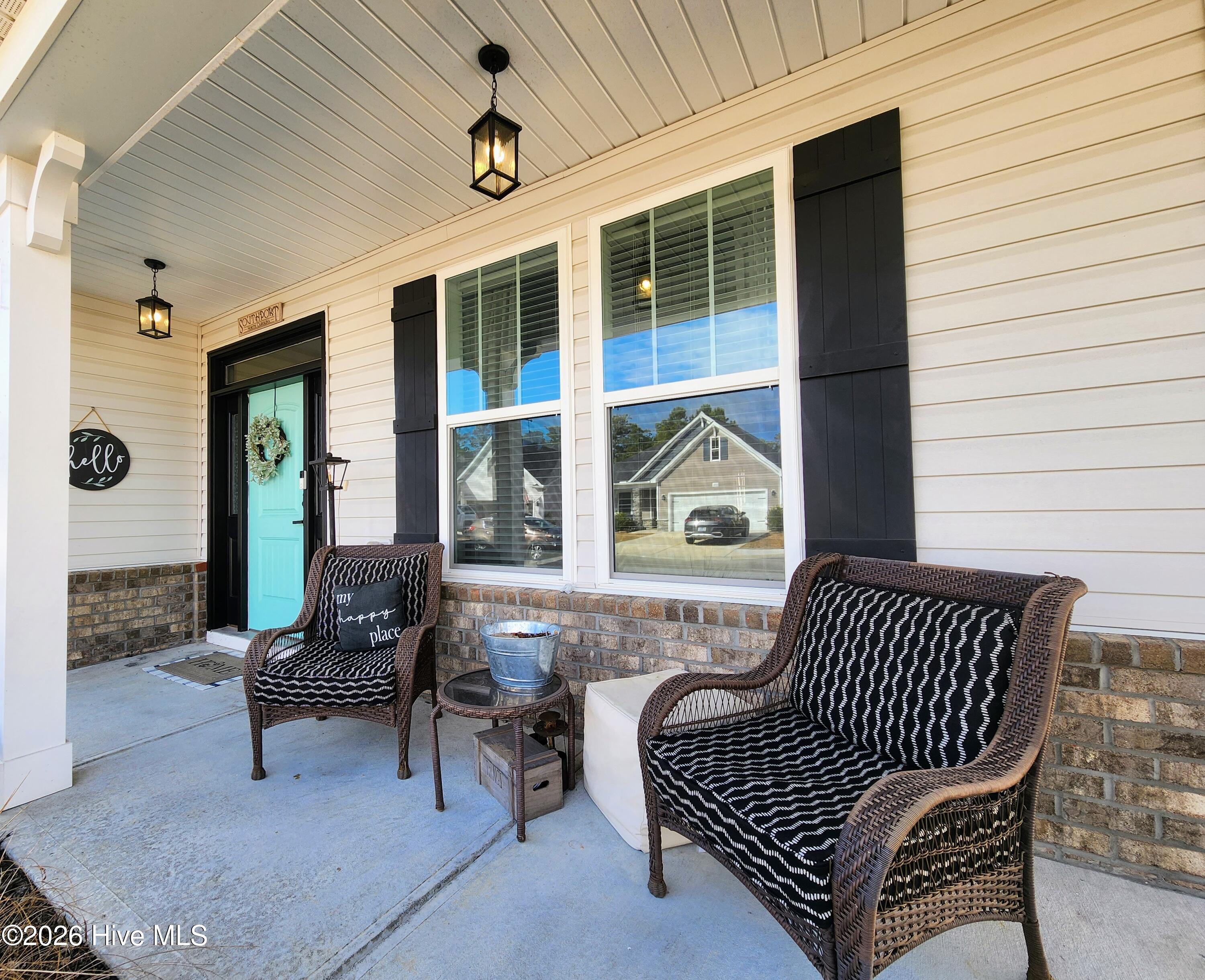 100549443 | Photo 55