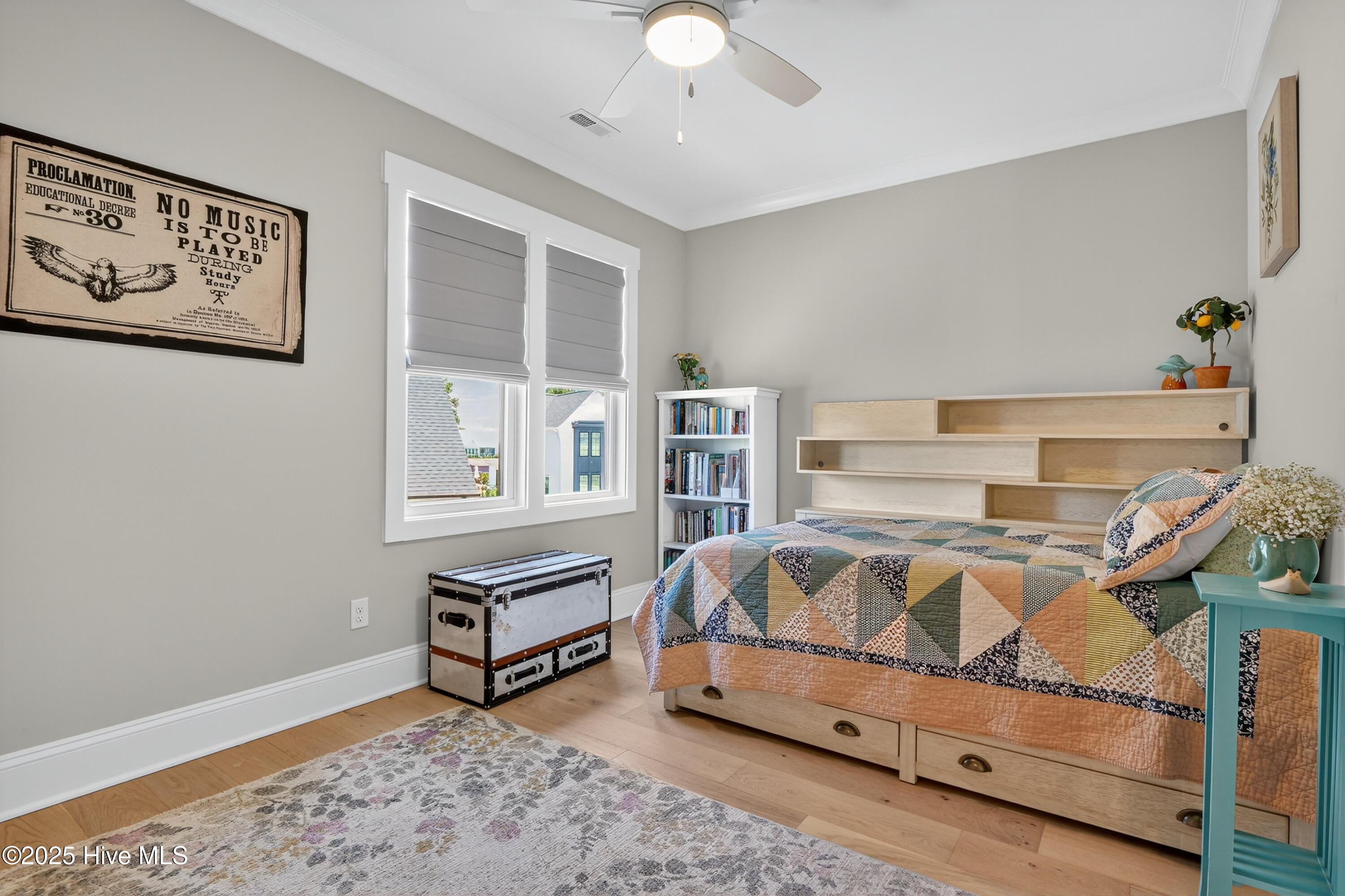 100523935 | Photo 40