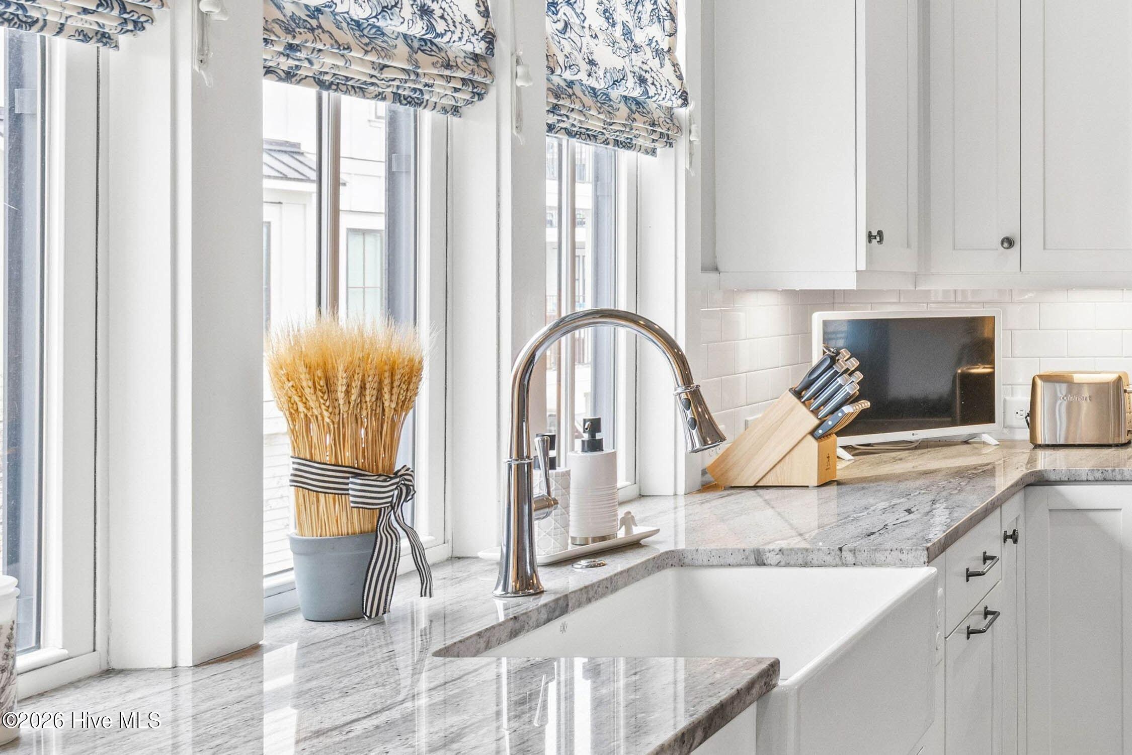 100556500 | Photo 12