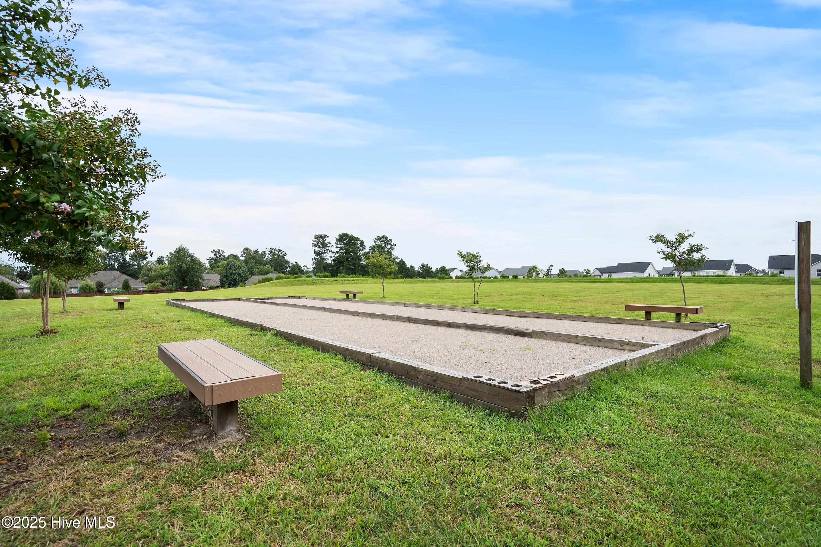 100536985 | Photo 42