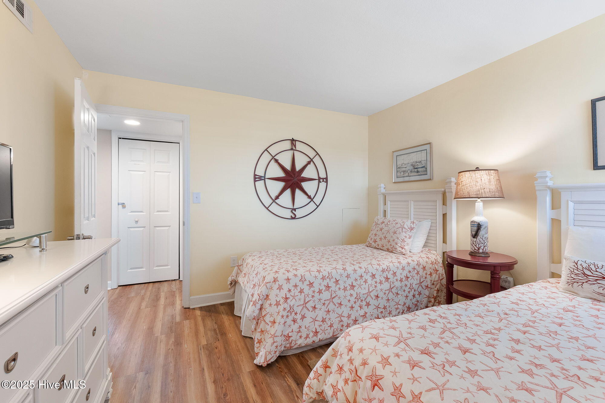 100544283 | Photo 27