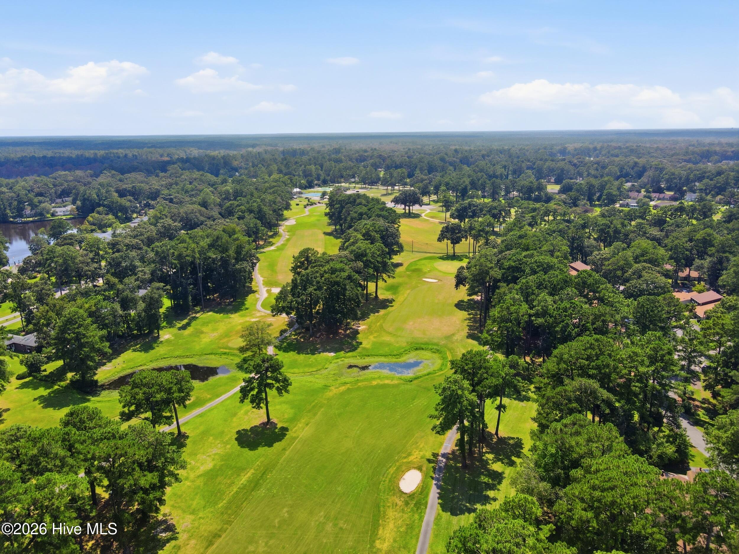 3rd image of 701 Plantation Dr, New Bern, NC 28562 | MLS# 100597326