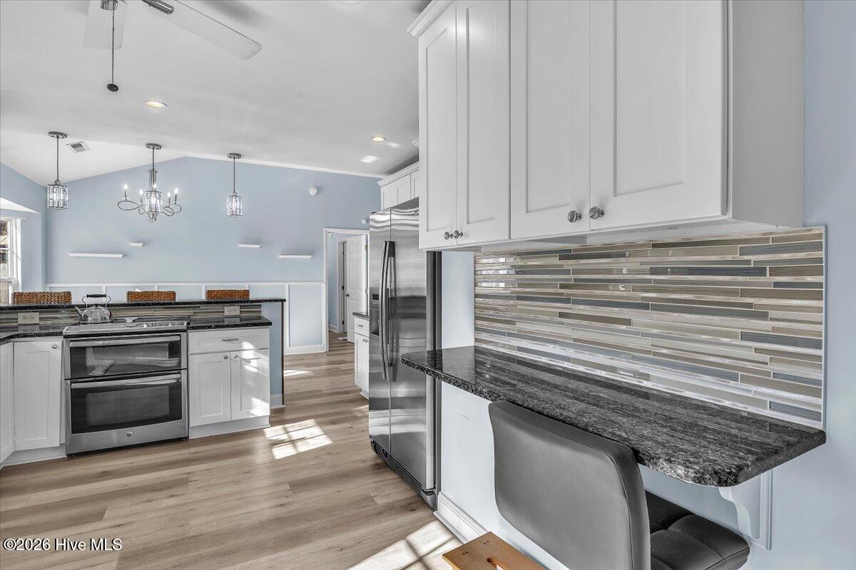 100565579 | Photo 21