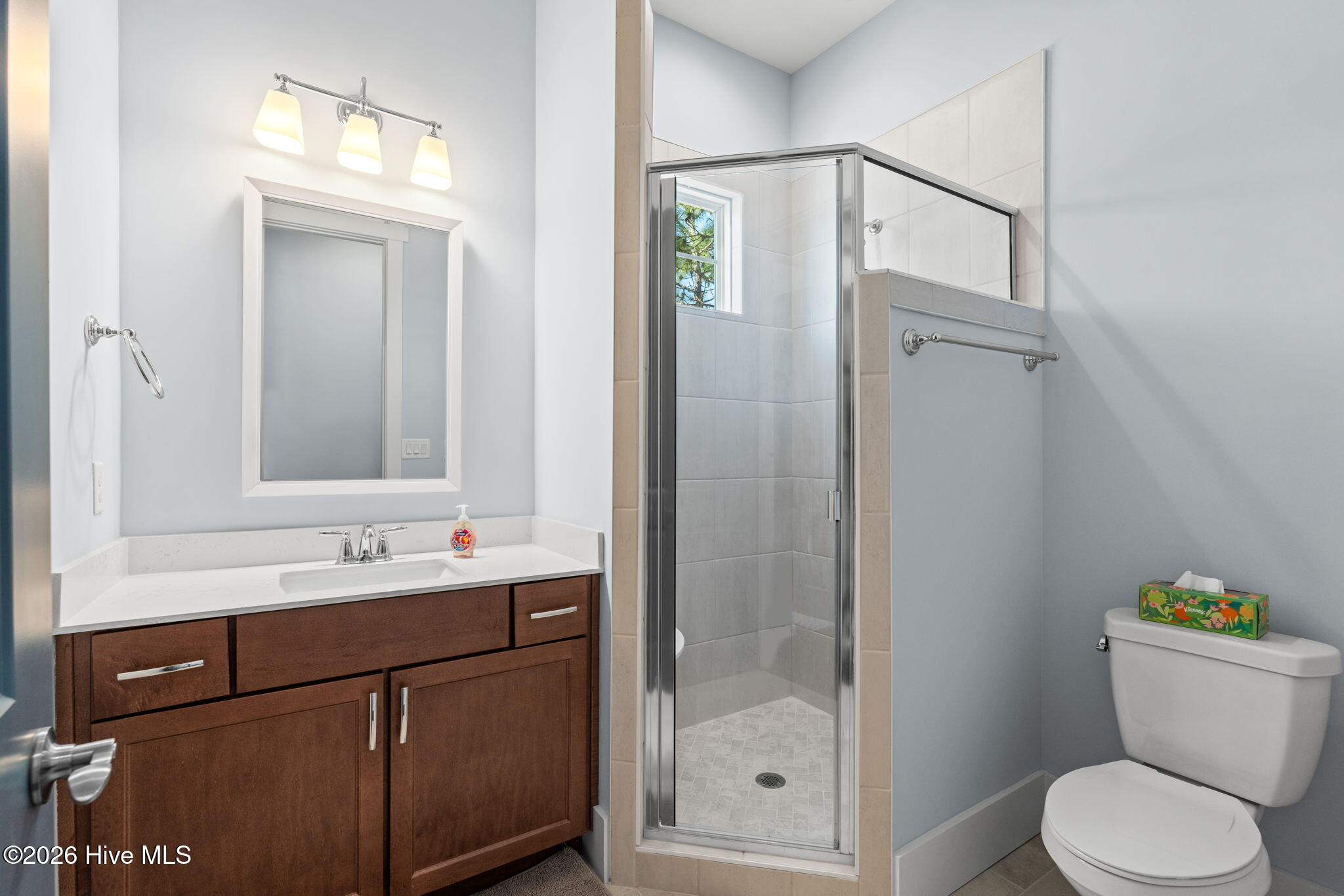 100564943 | Photo 33