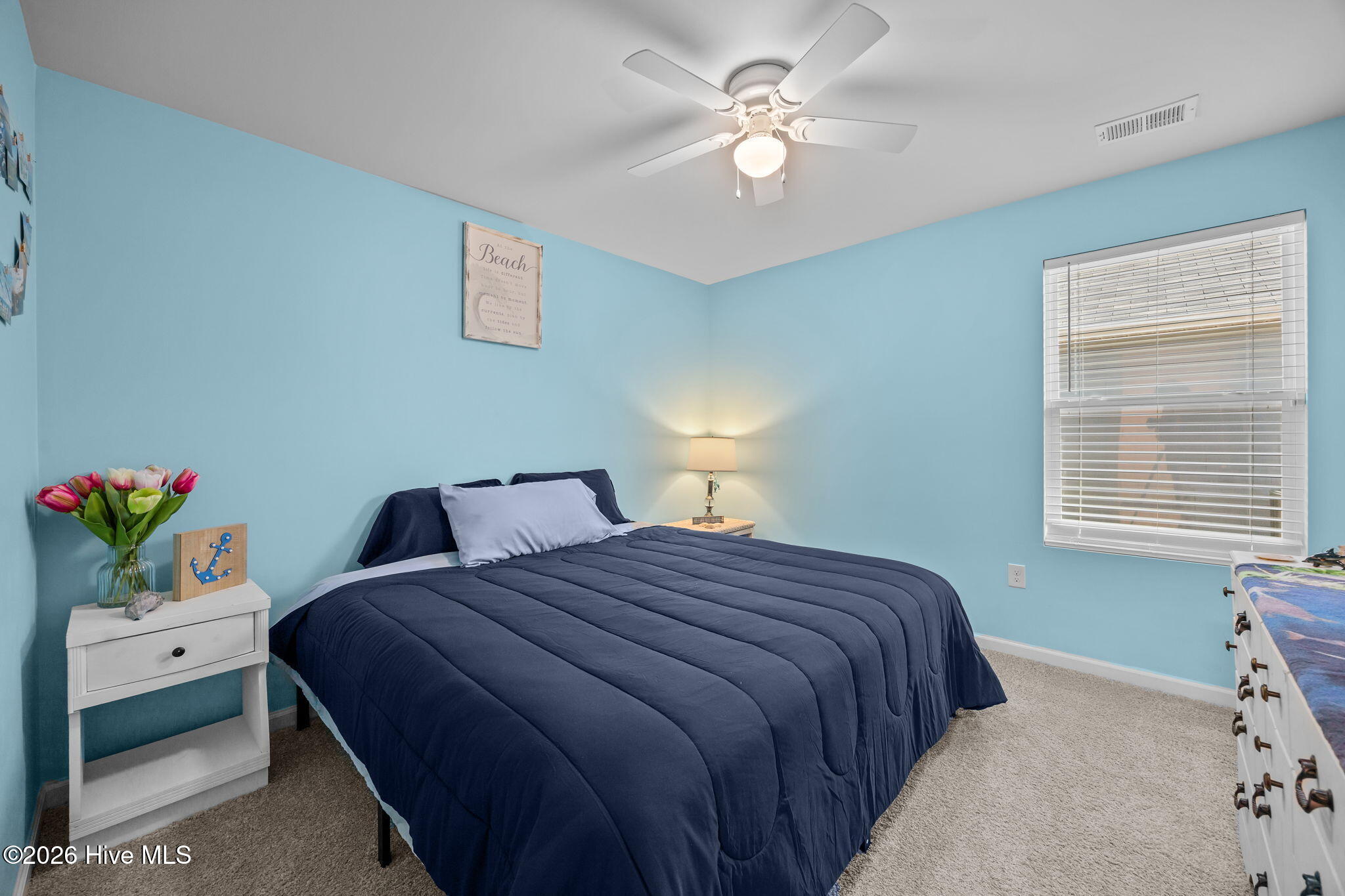 100551774 | Photo 33