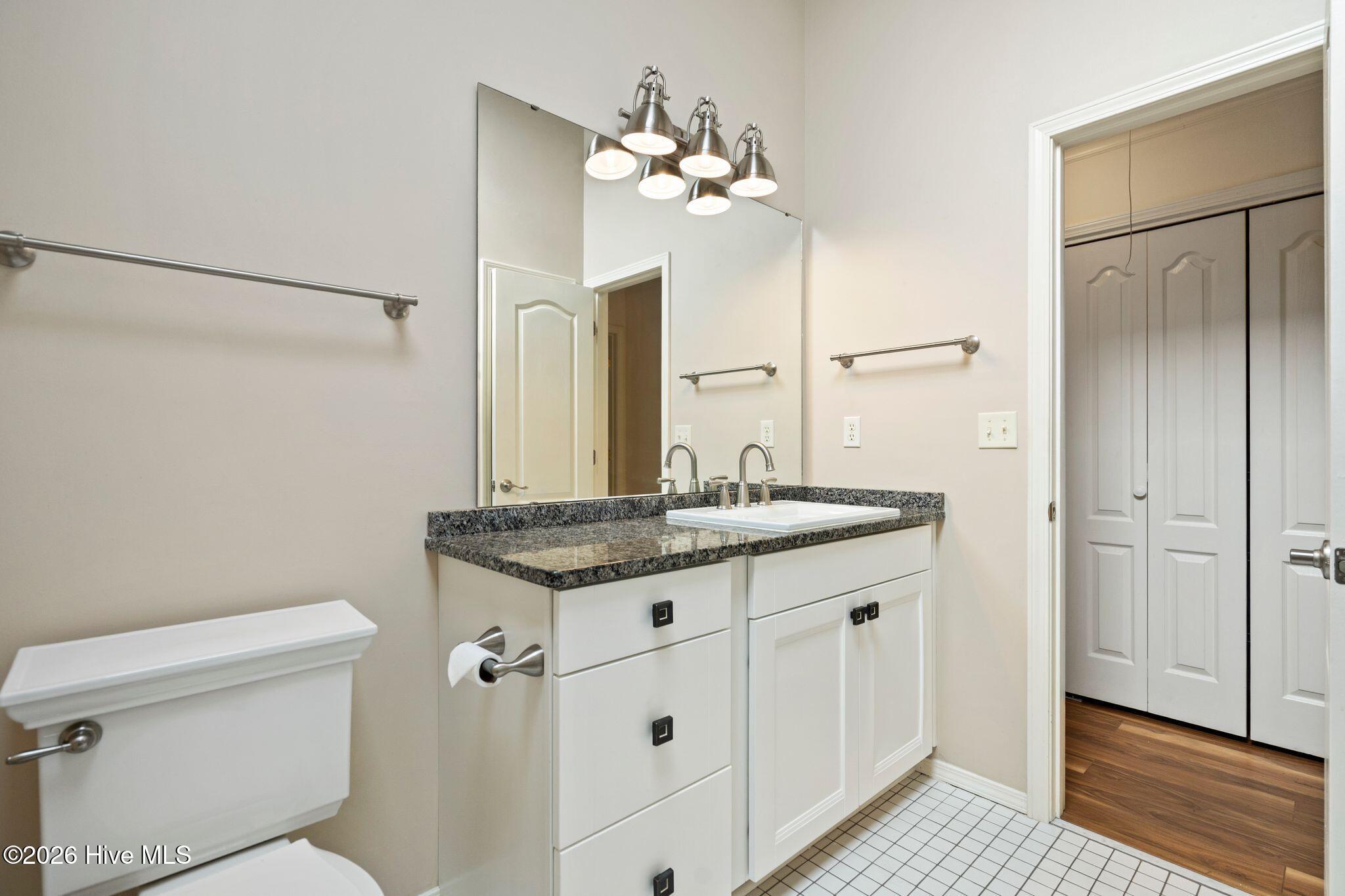 100558644 | Photo 29