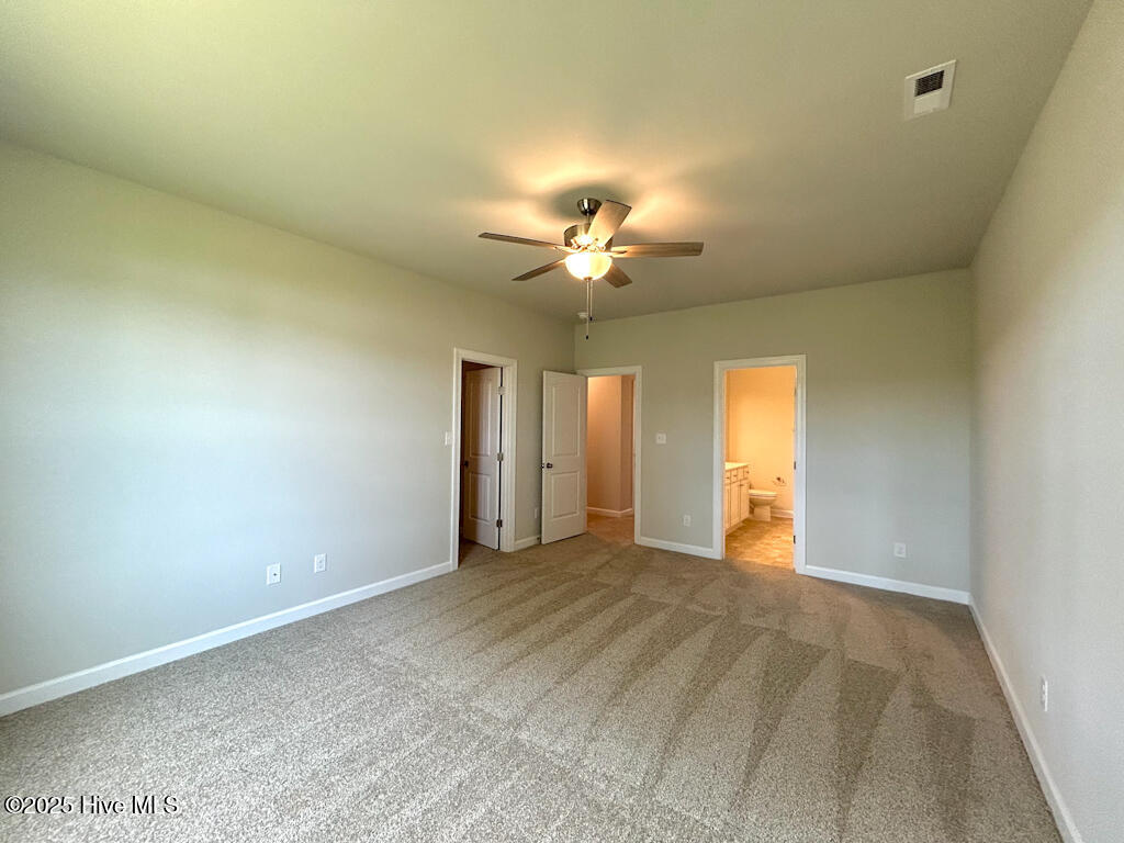 100547563 | Photo 24