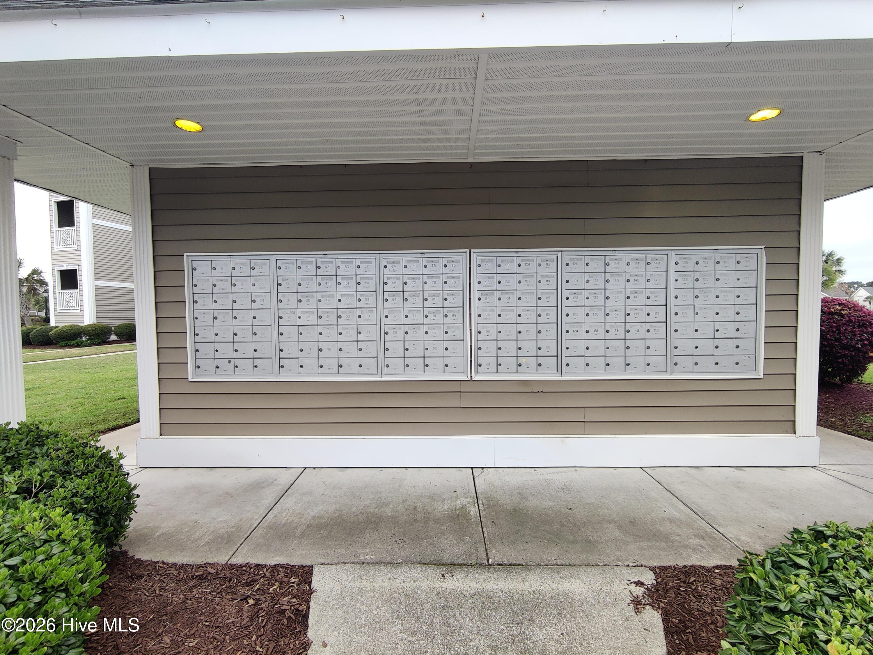 100560065 | Photo 28