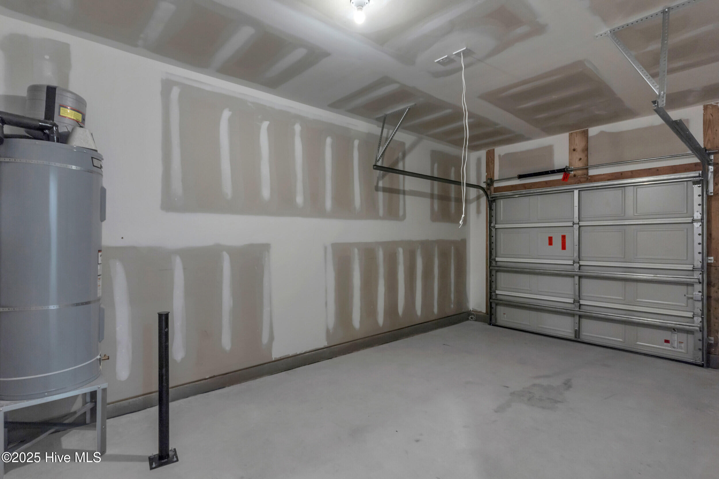 100521240 | Photo 34