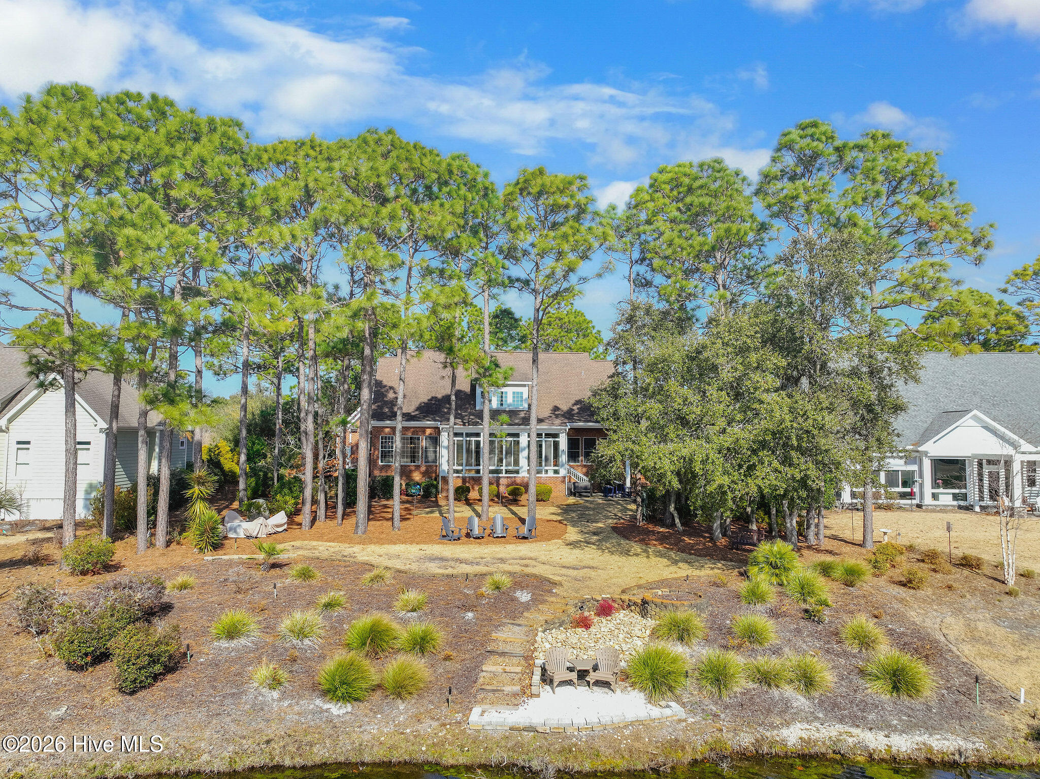 100553597 | Photo 79