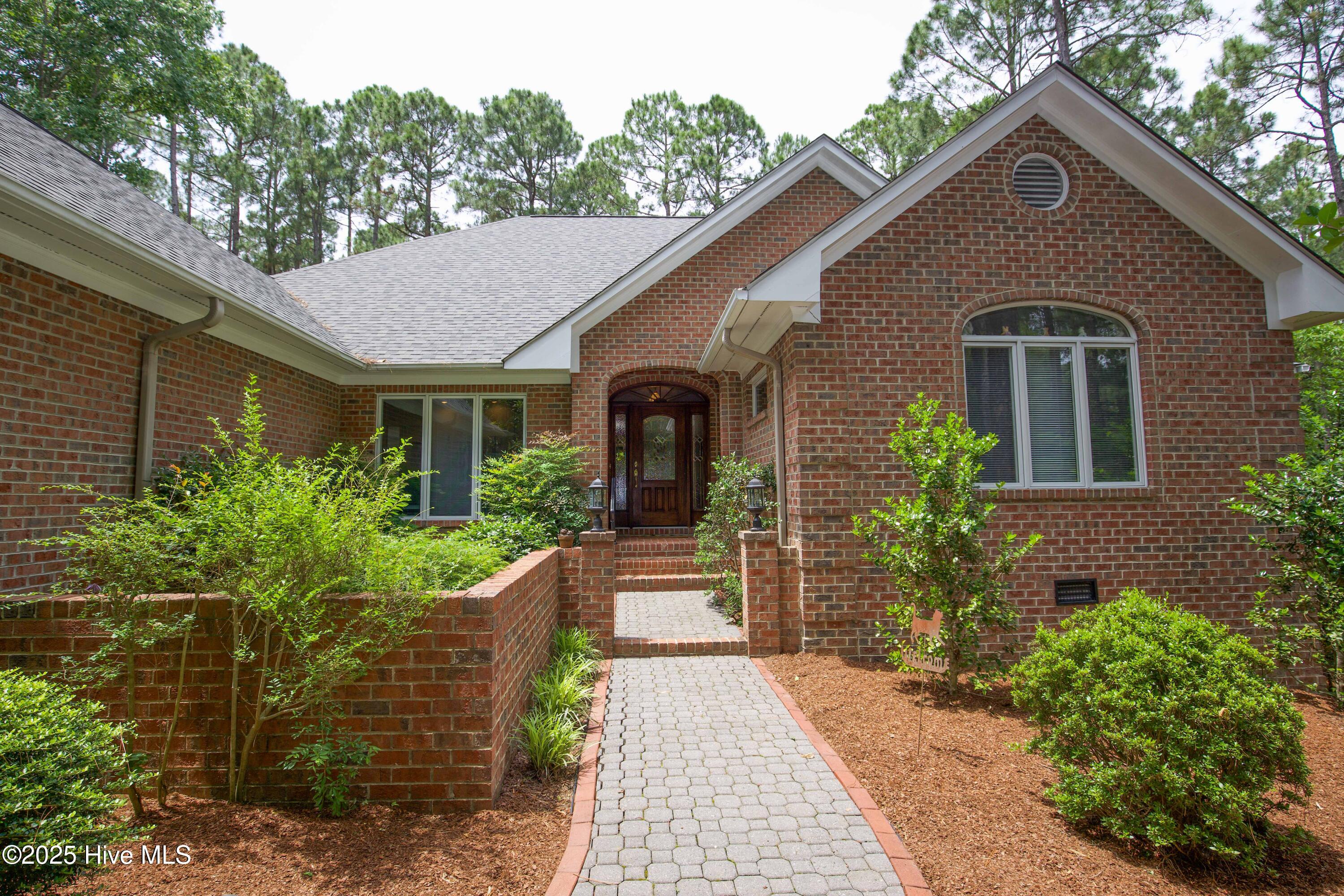 Homes for sale in Pinehurst, NC | 17 Troon Dr, Pinehurst, NC 28374 | MLS# 100508043