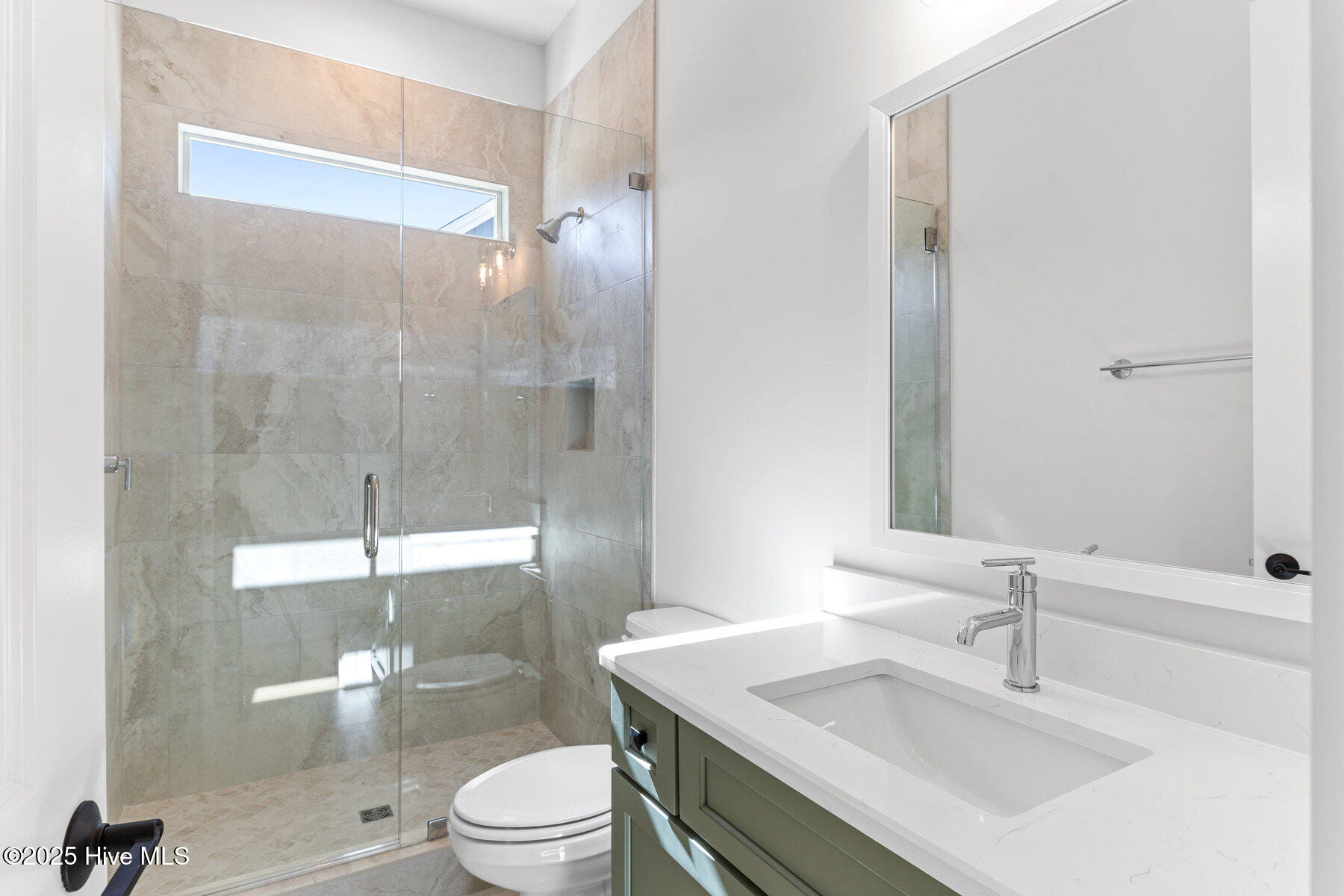 100541579 | Photo 20