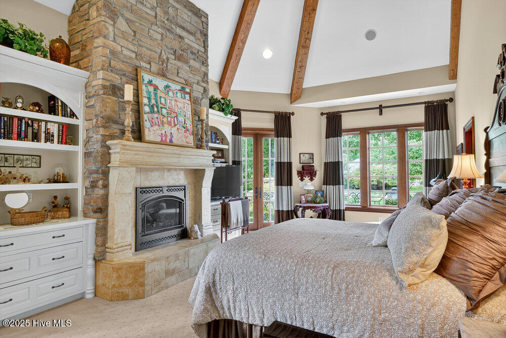 100560338 | Photo 50