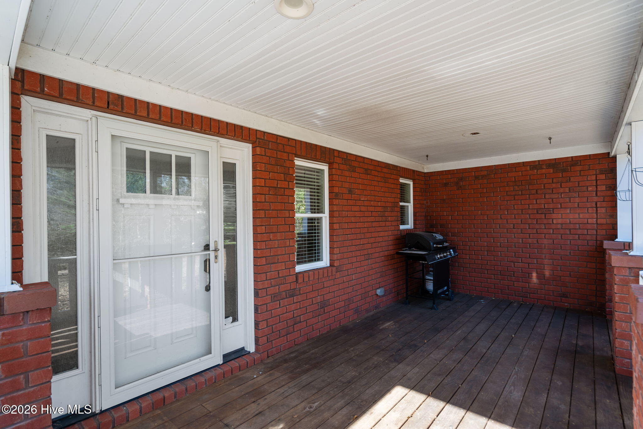 102 Fox Run Drive, Hampstead, NC, 28443