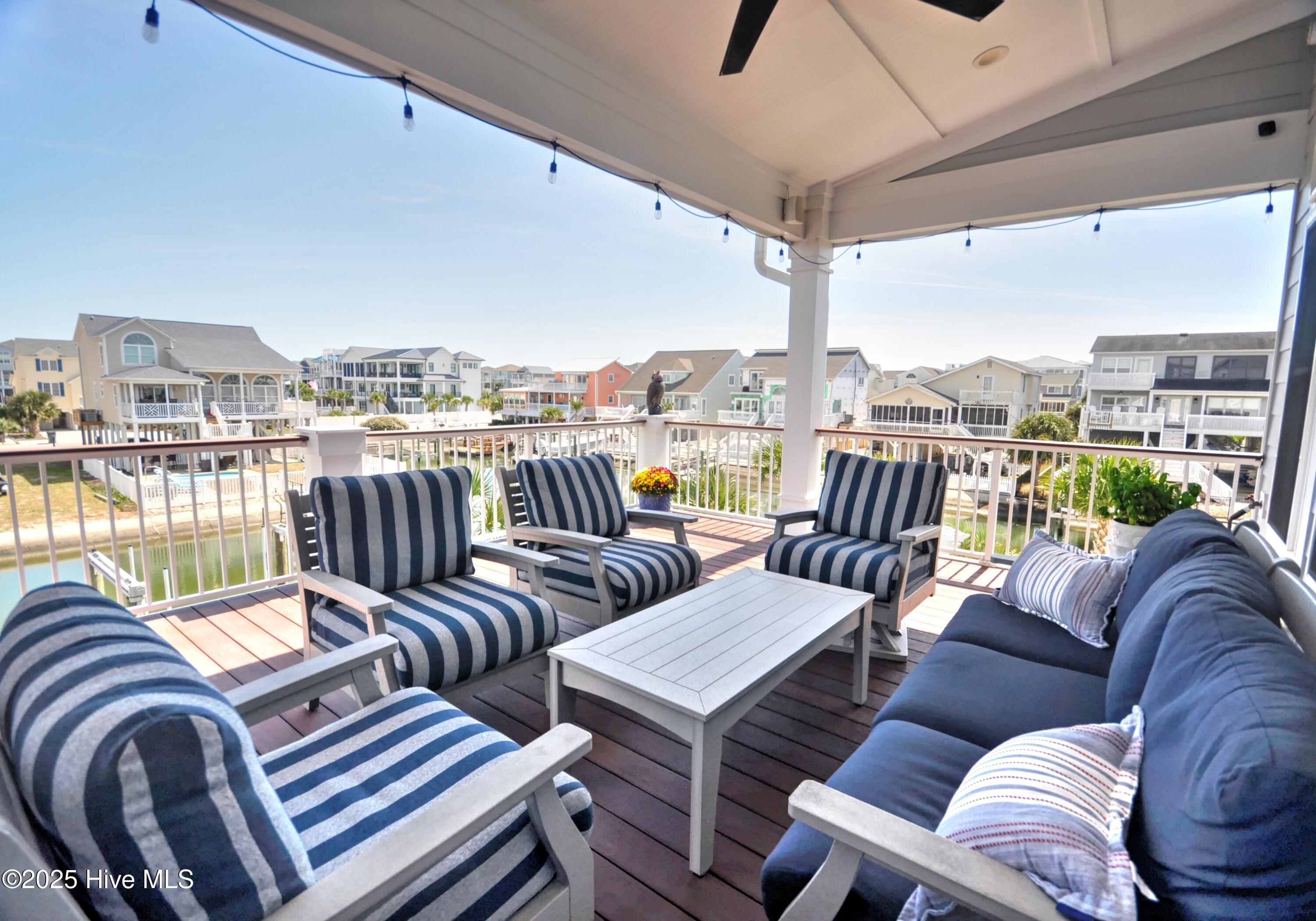 100533074 | Photo 22