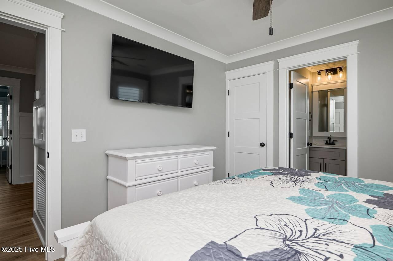 100527522 | Photo 53