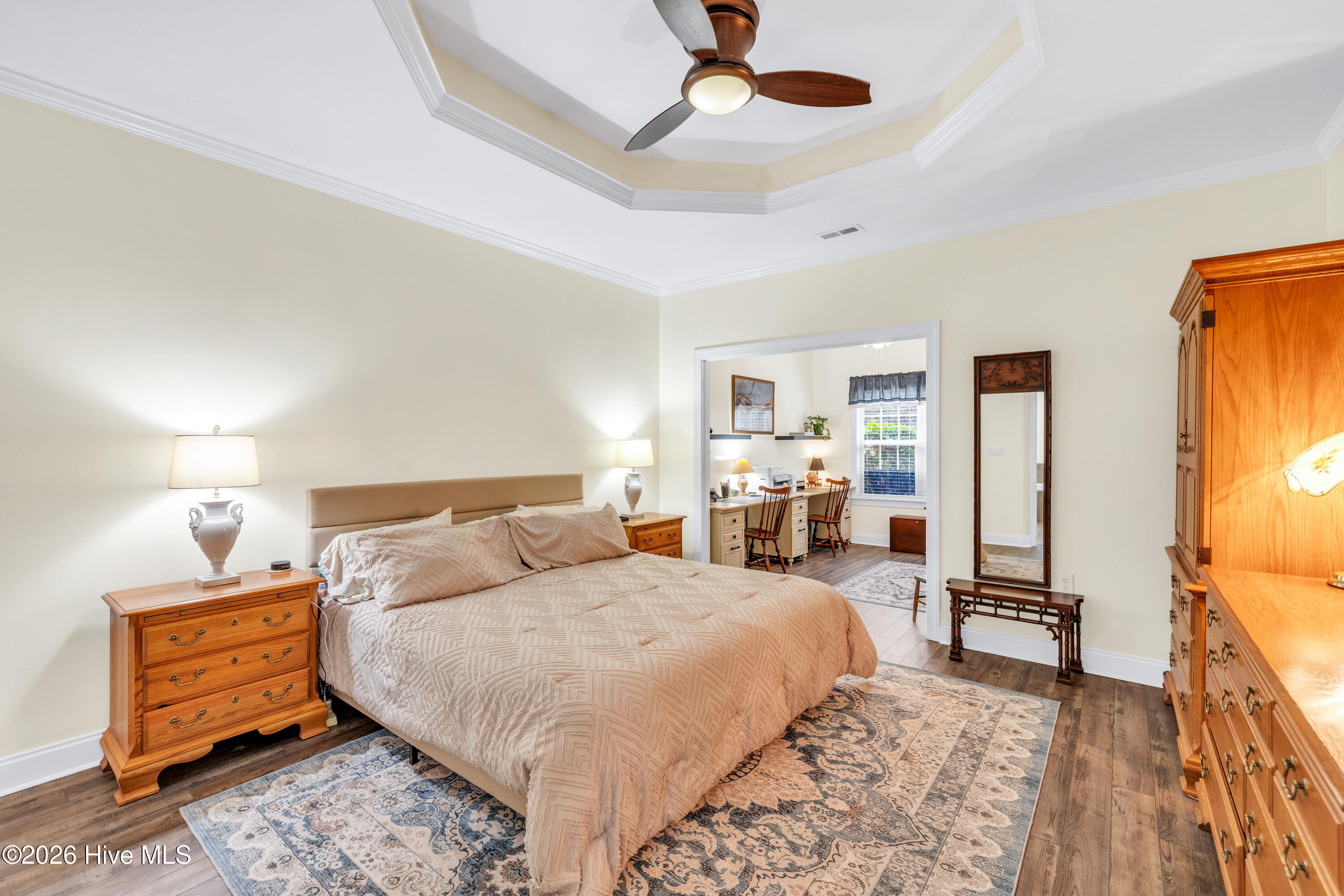 100550739 | Photo 21