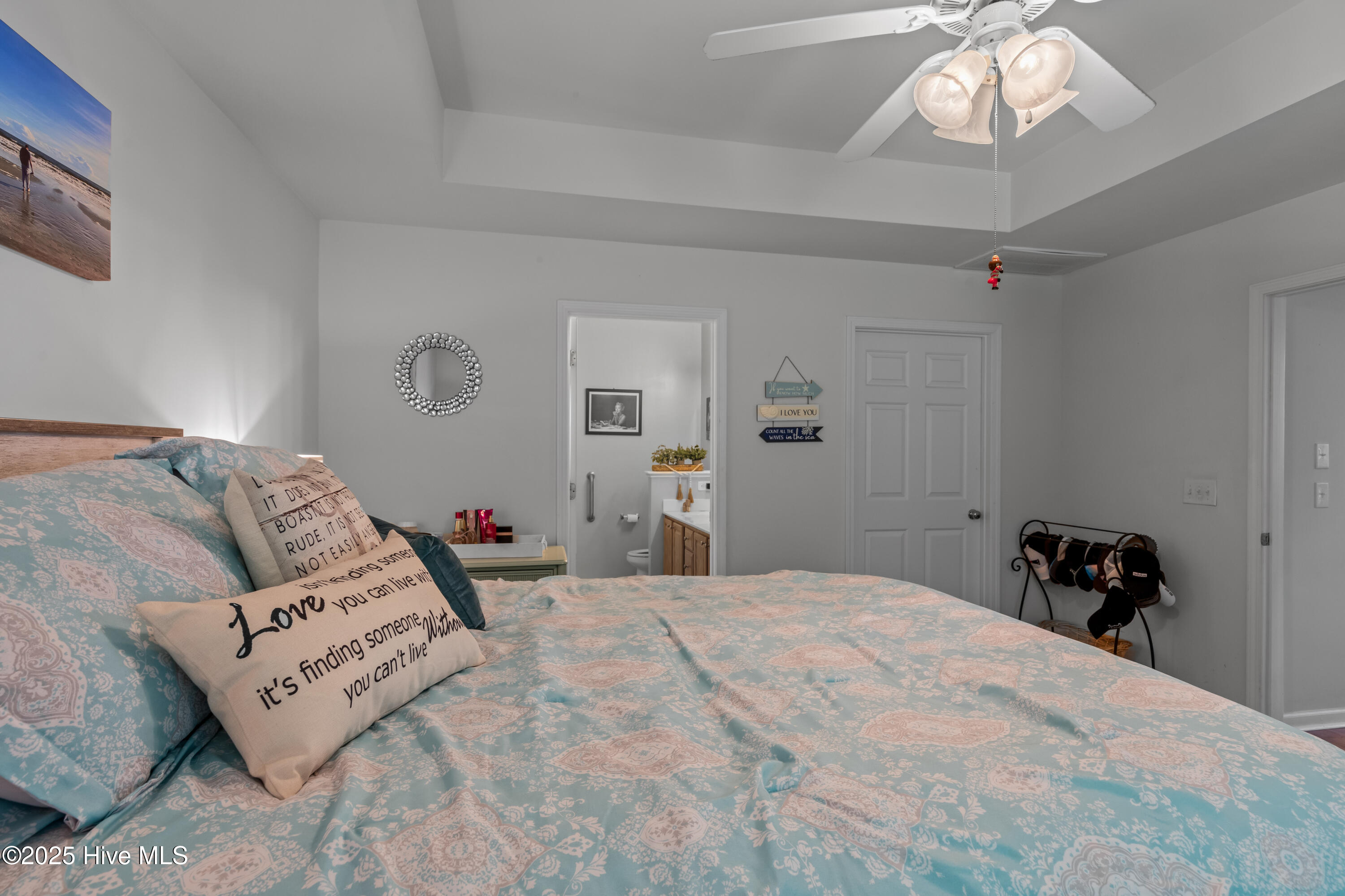 100502471 | Photo 33