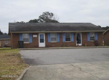 Undisclosed Address, Jacksonville, NC, 28540