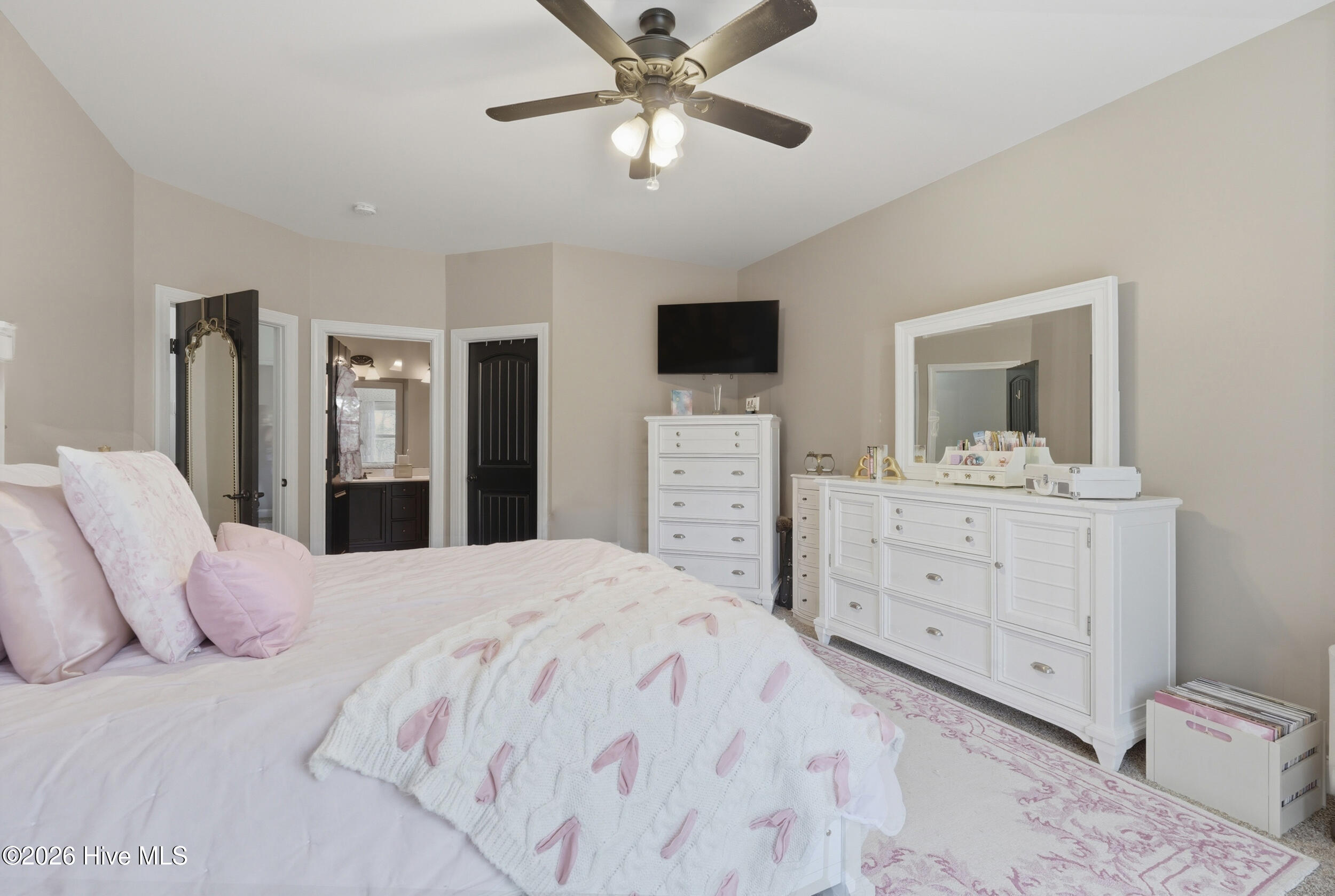 100551970 | Photo 55