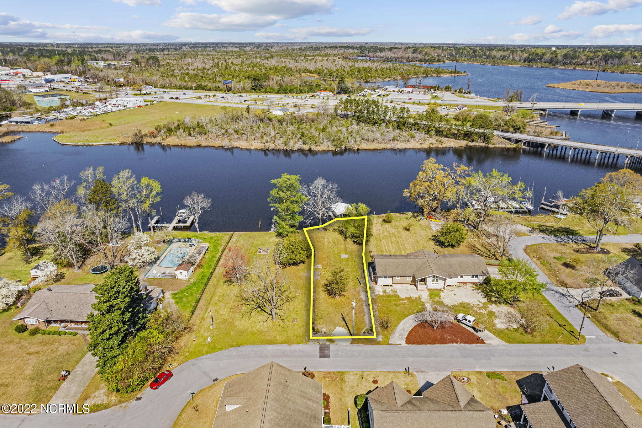 100318441 | Photo 21