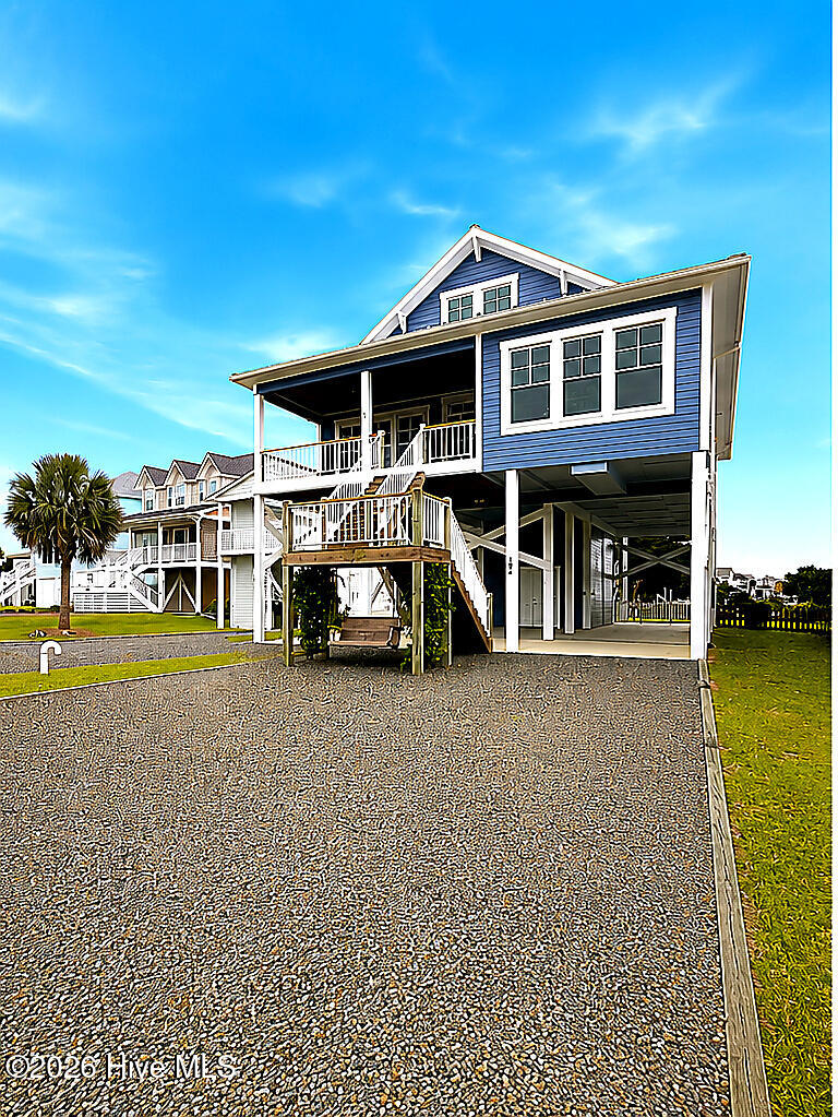 100578882 | Photo 50