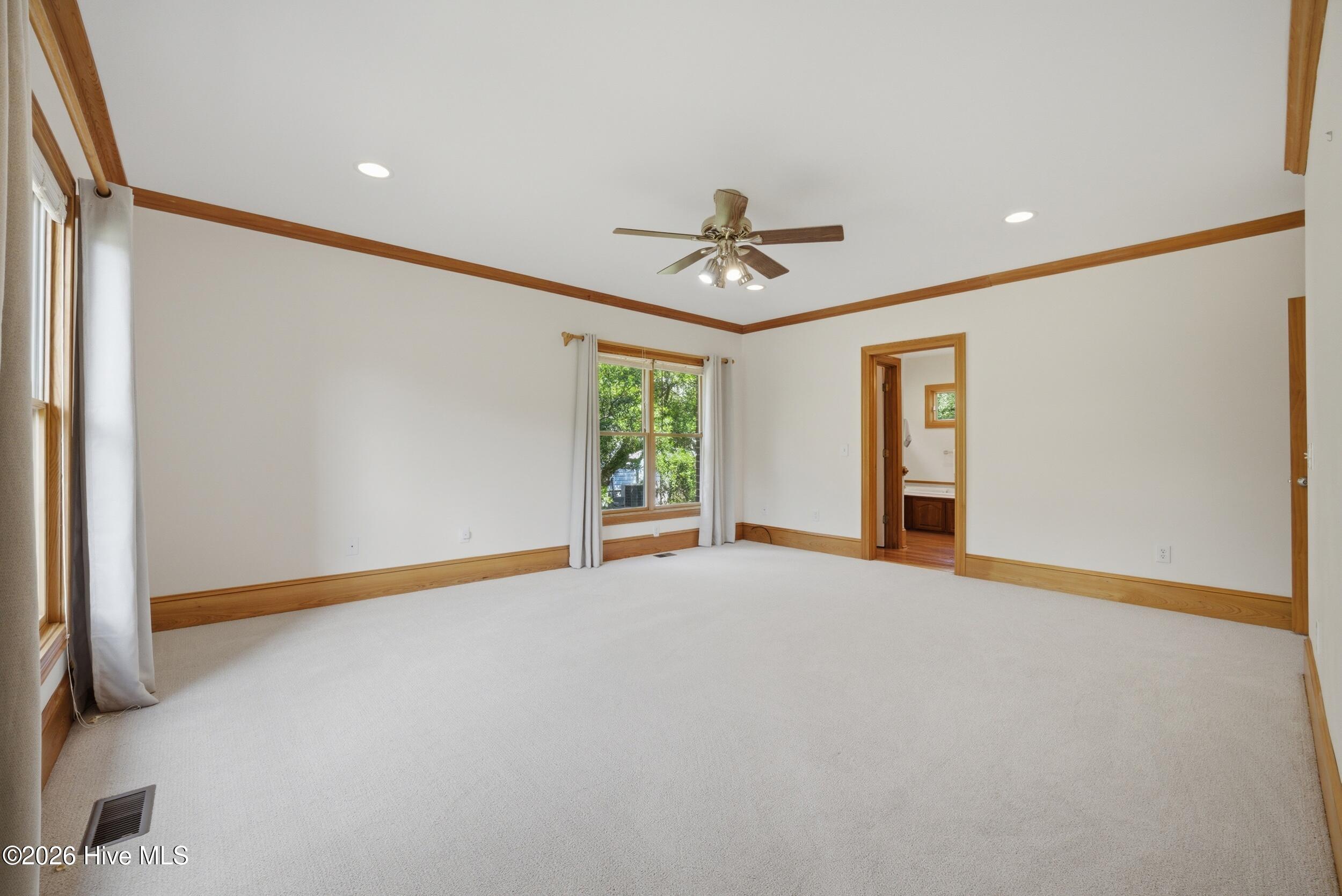 1st floor Primary bedroom
