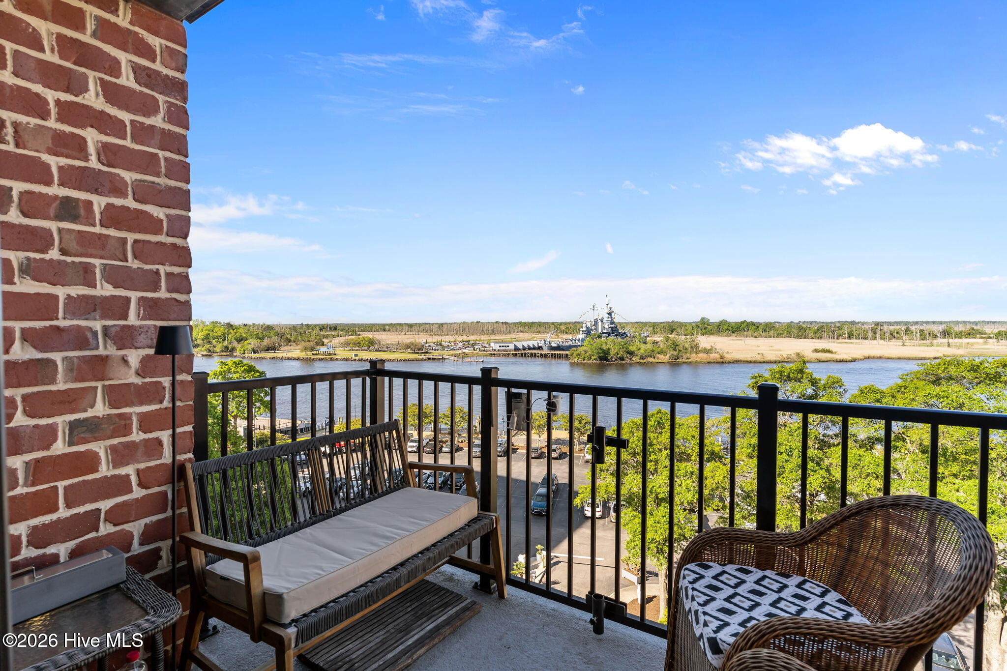 100565283 | Photo 34