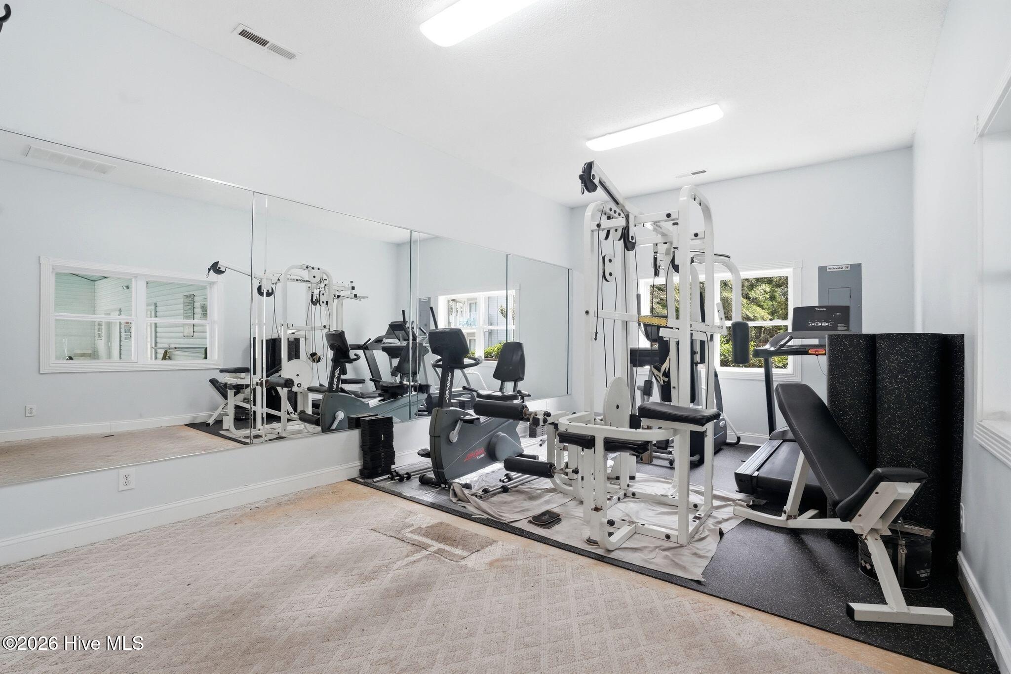 100566696 | Photo 30