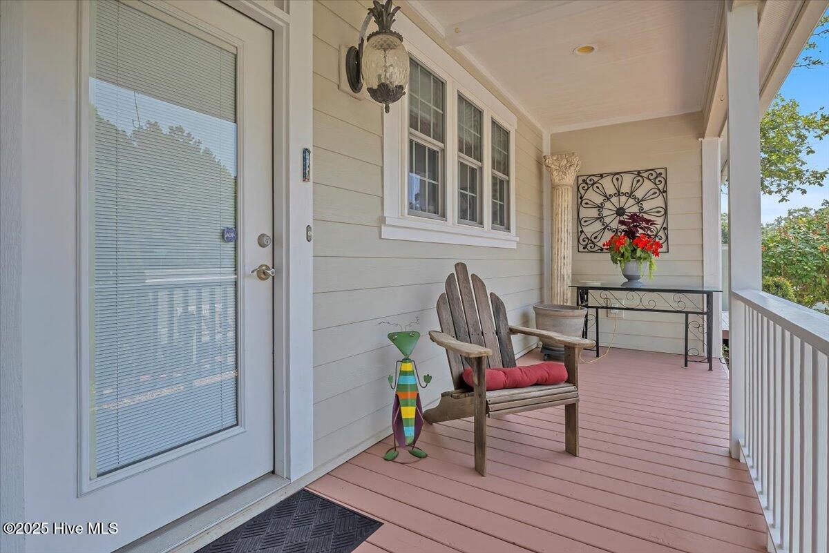 100516766 | Photo 36