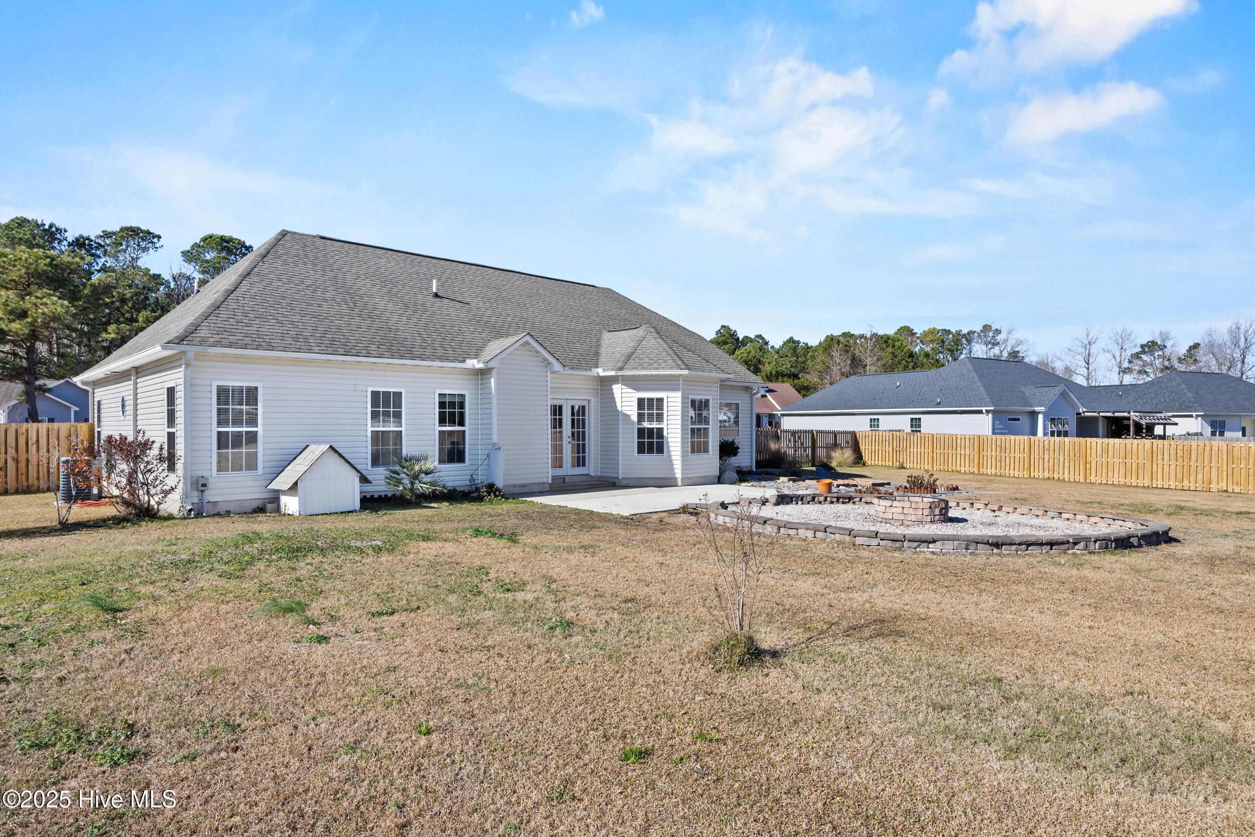 100545669 | Photo 34