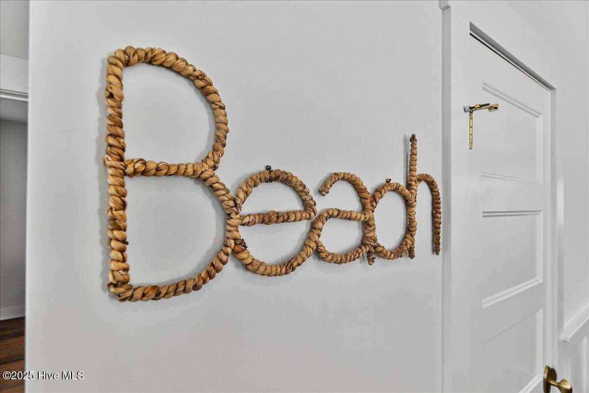 100541431 | Photo 11