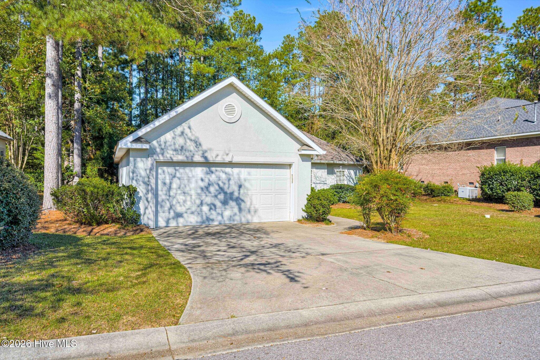 Photo 2 of Single family home for sale at 136 Fox Tr Ct, Aiken, SC 29803 | MLS# 100613389 | Listing updated on 2026-10-30