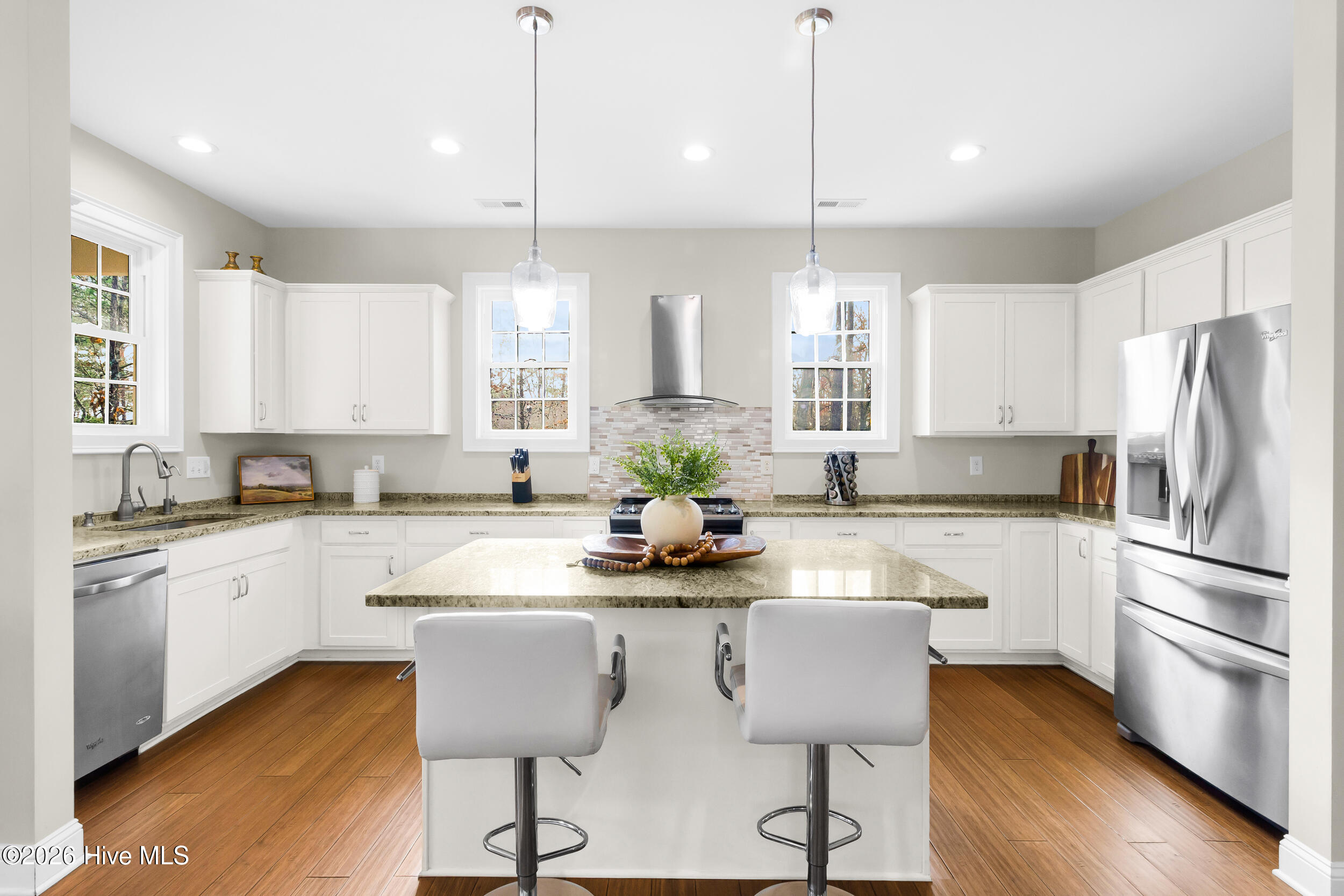 61 Spinnaker Point Road N, Oriental, NC, 28571