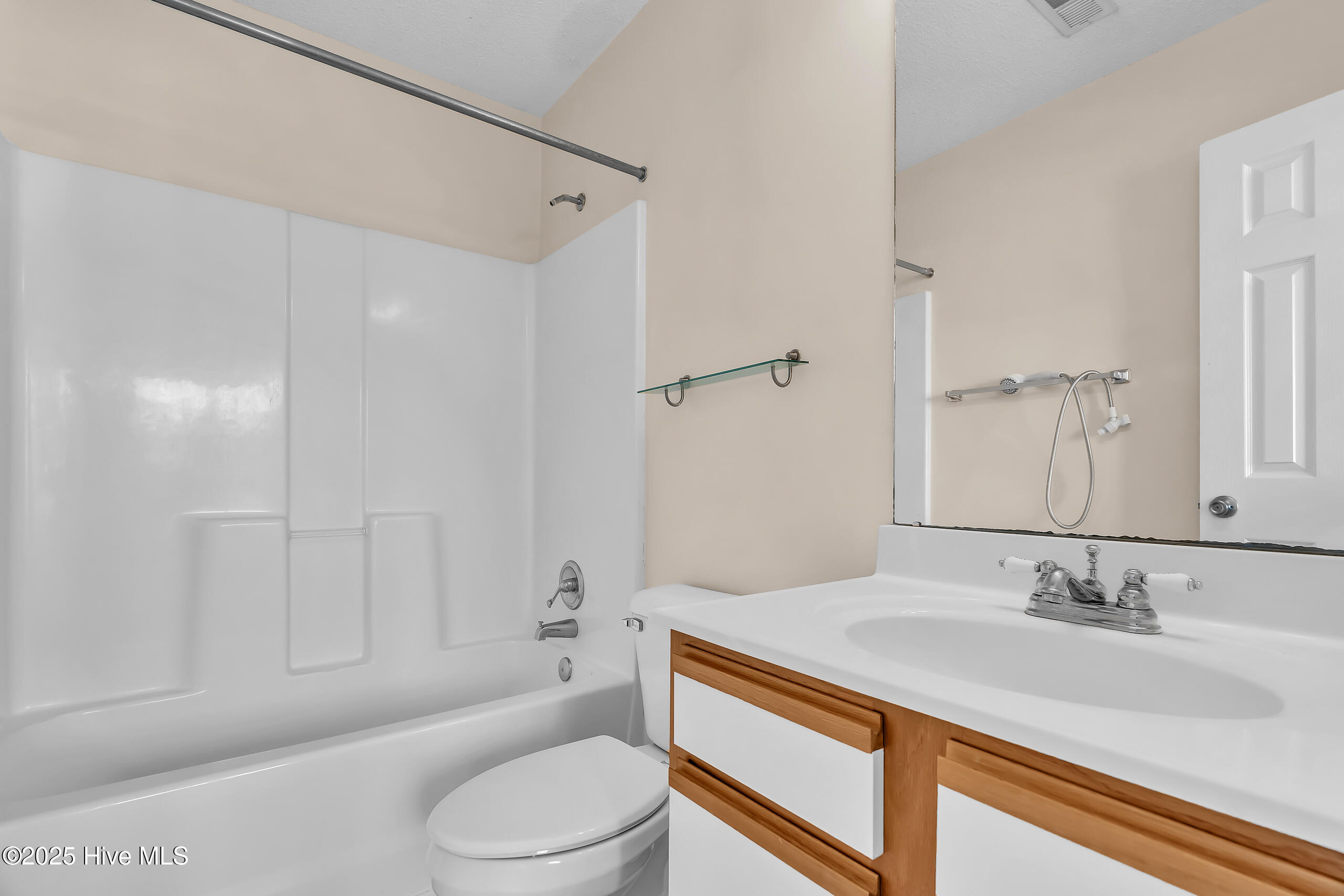 100541412 | Photo 18